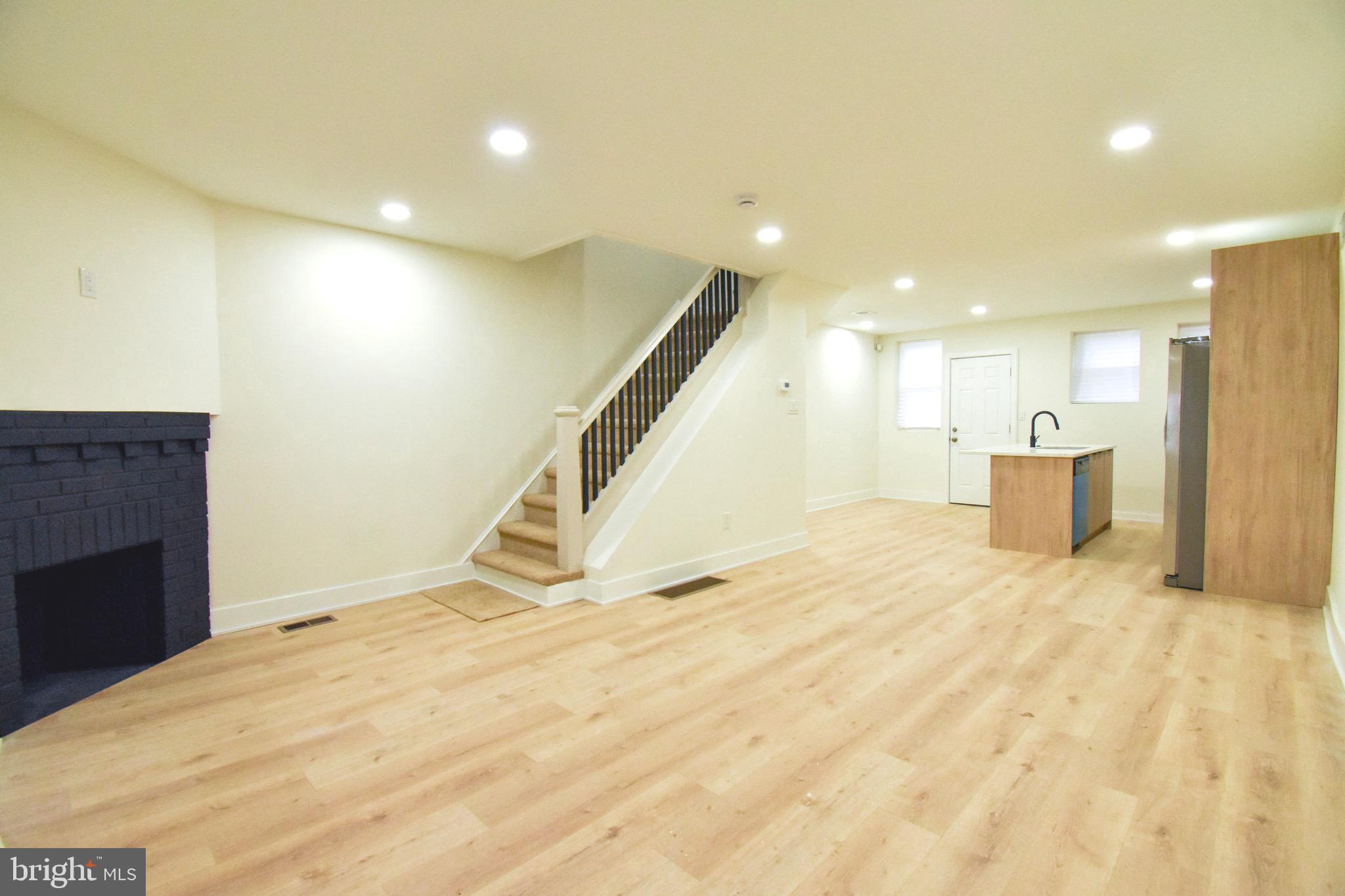 GERMANTOWN (EAST) - Residential