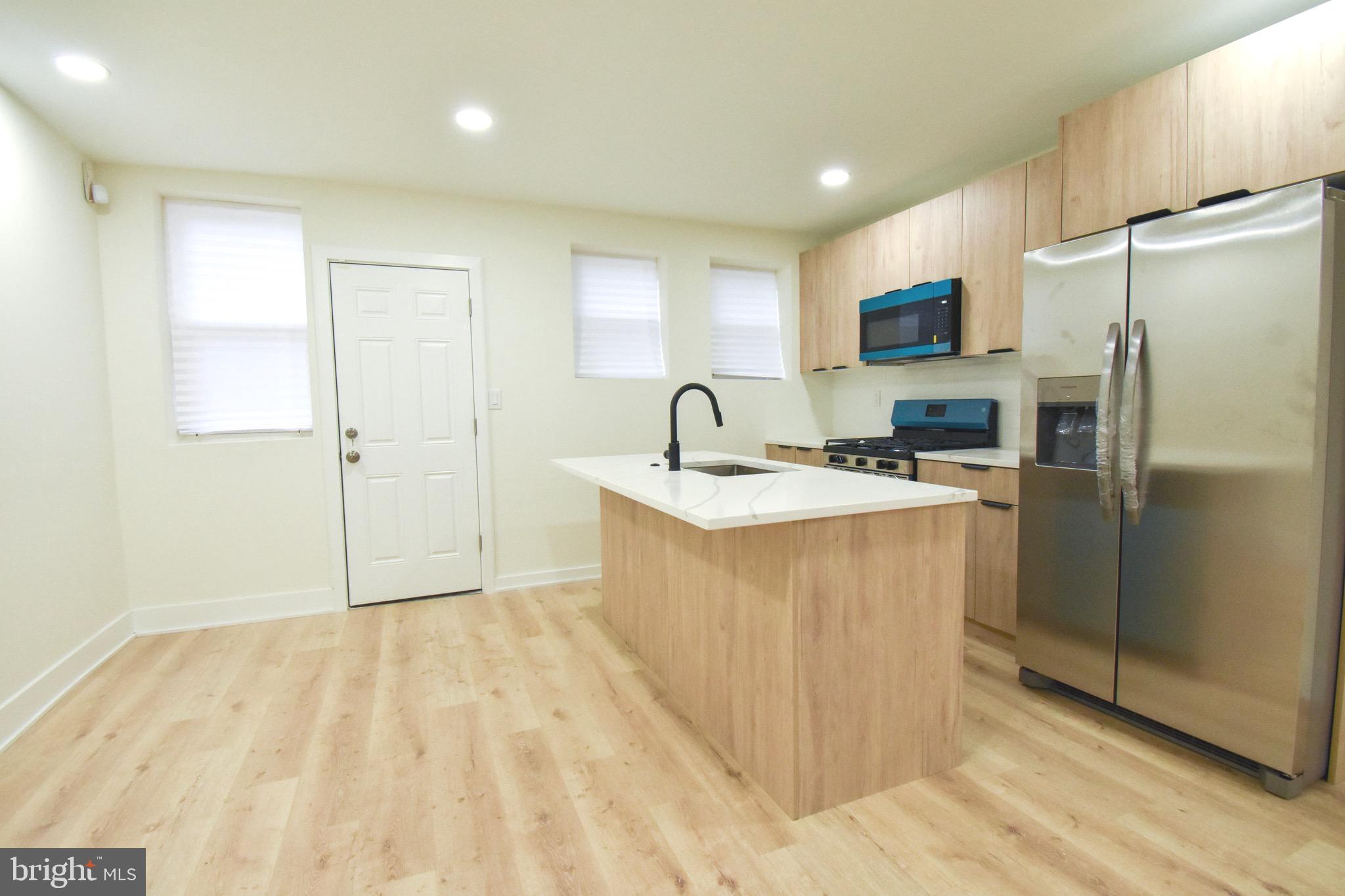 GERMANTOWN (EAST) - Residential
