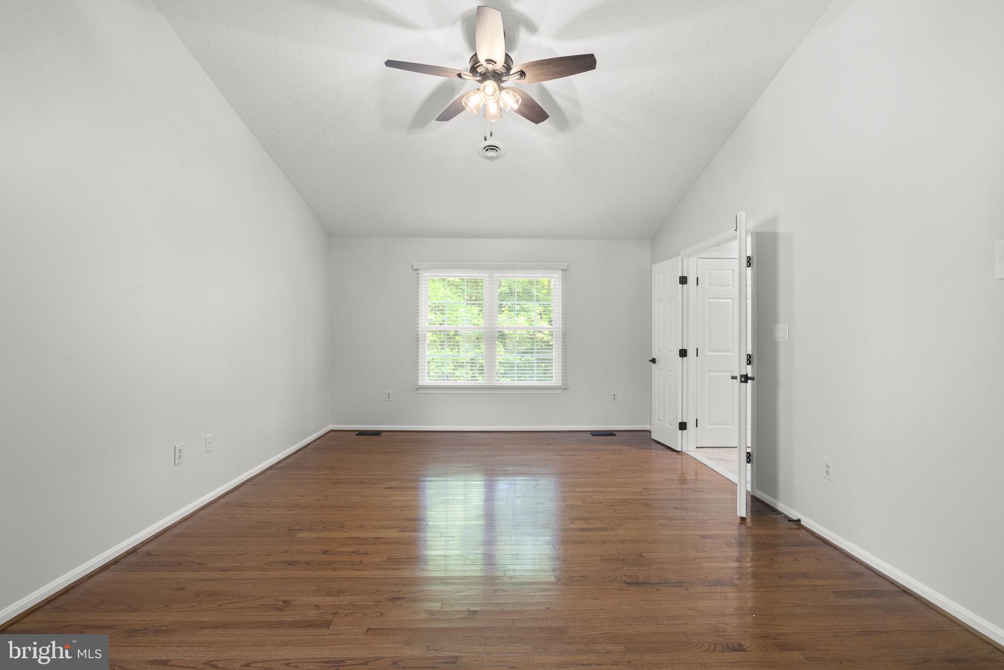 WINDSOR PARK - Residential