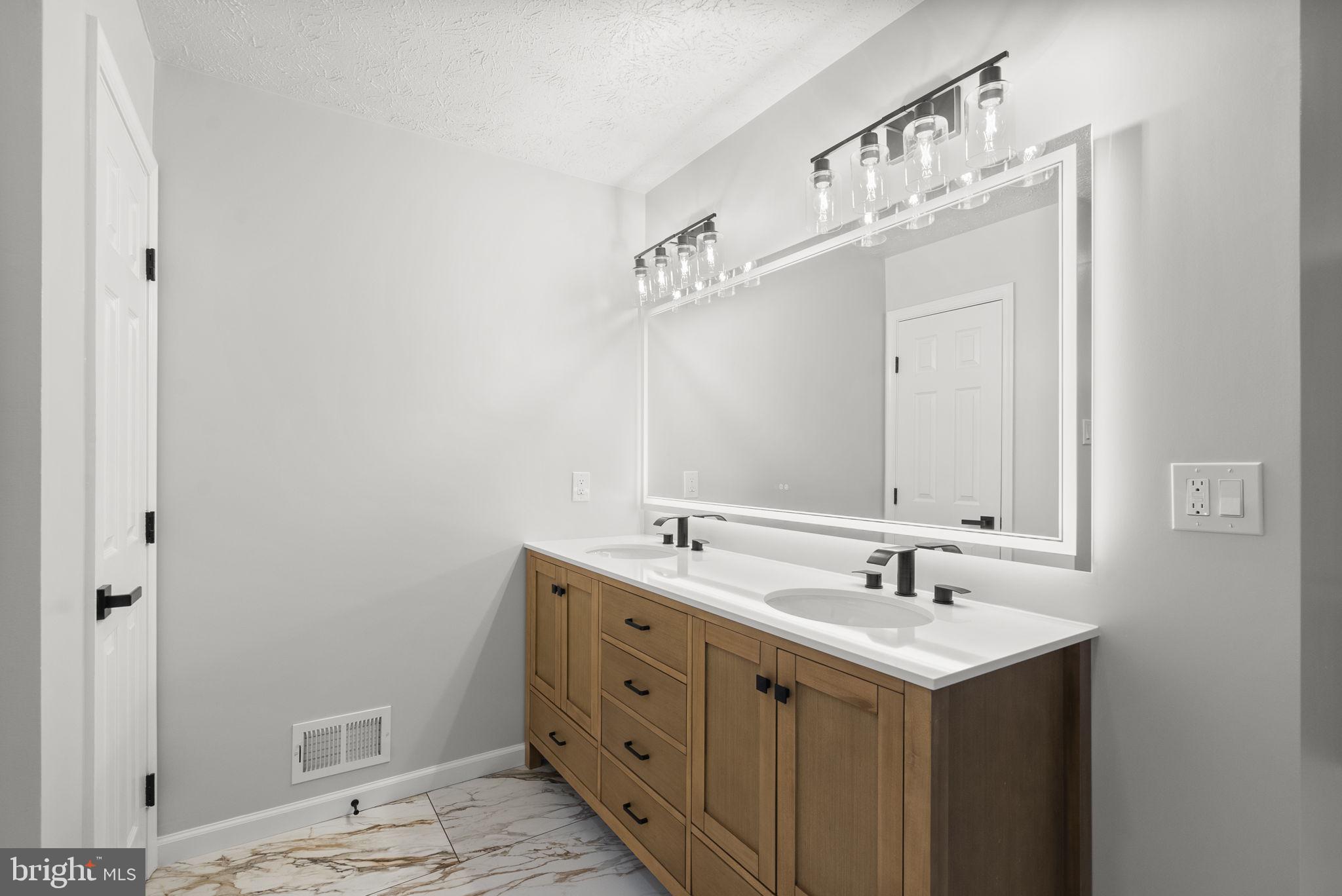 WINDSOR PARK - Residential