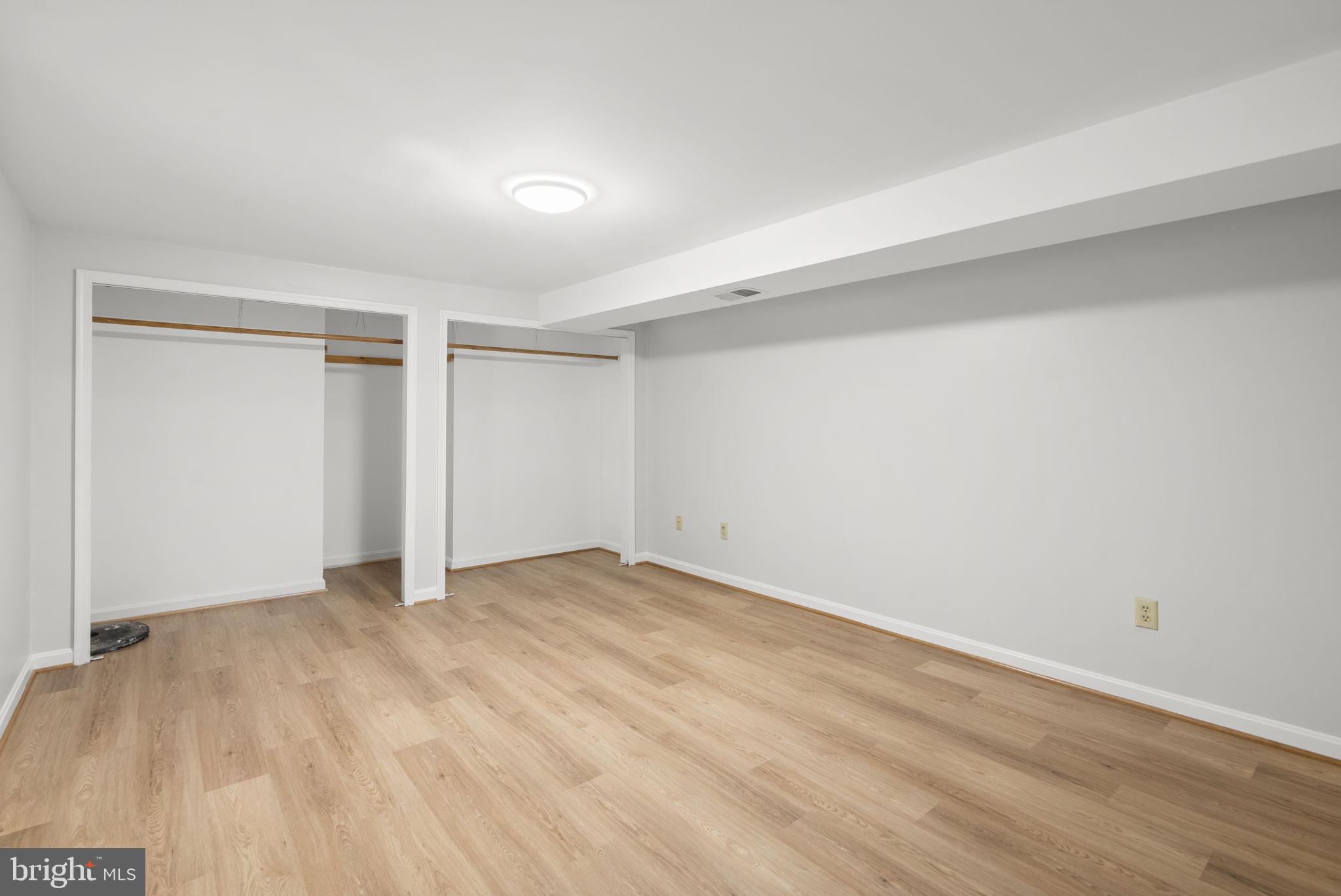 WINDSOR PARK - Residential