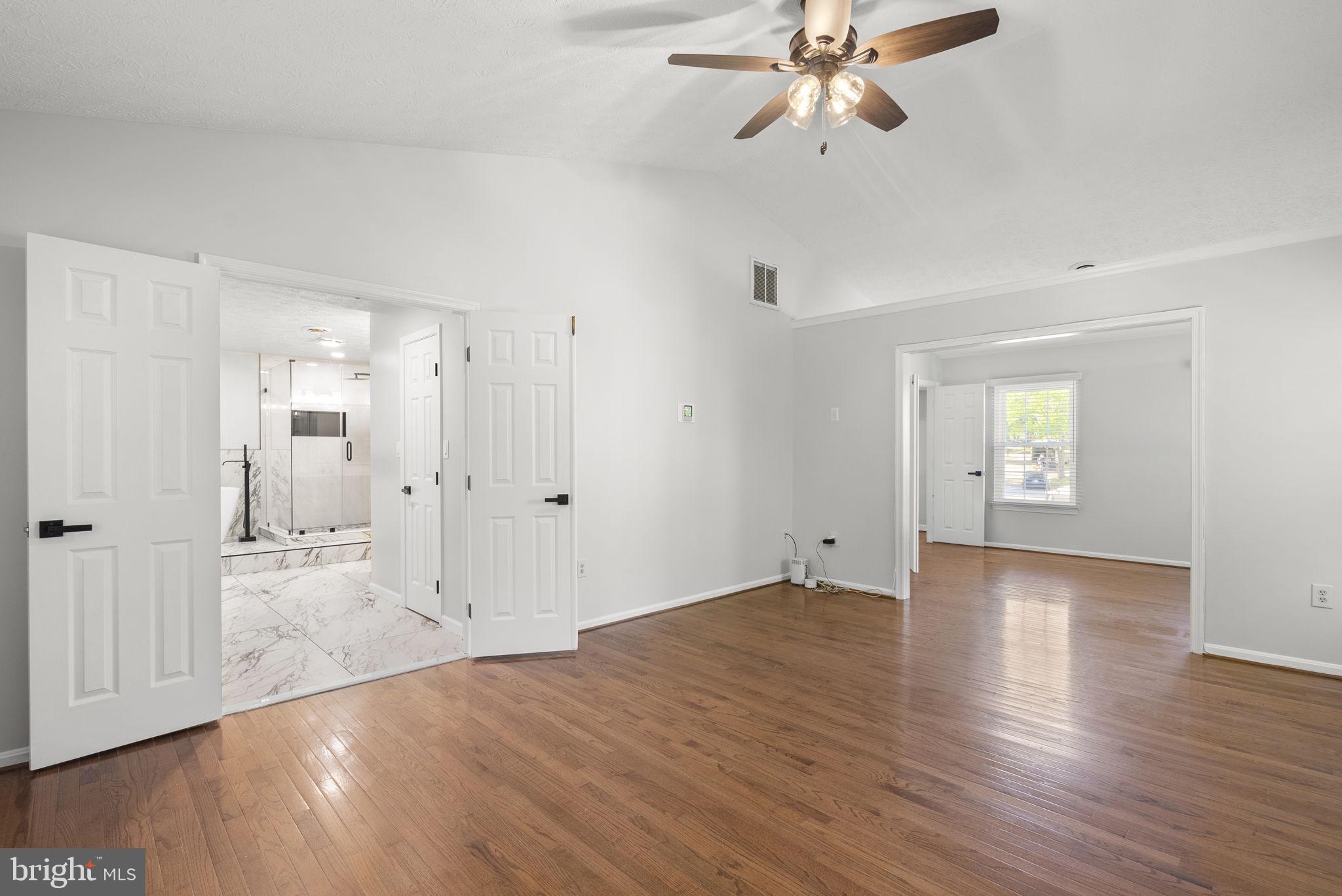 WINDSOR PARK - Residential