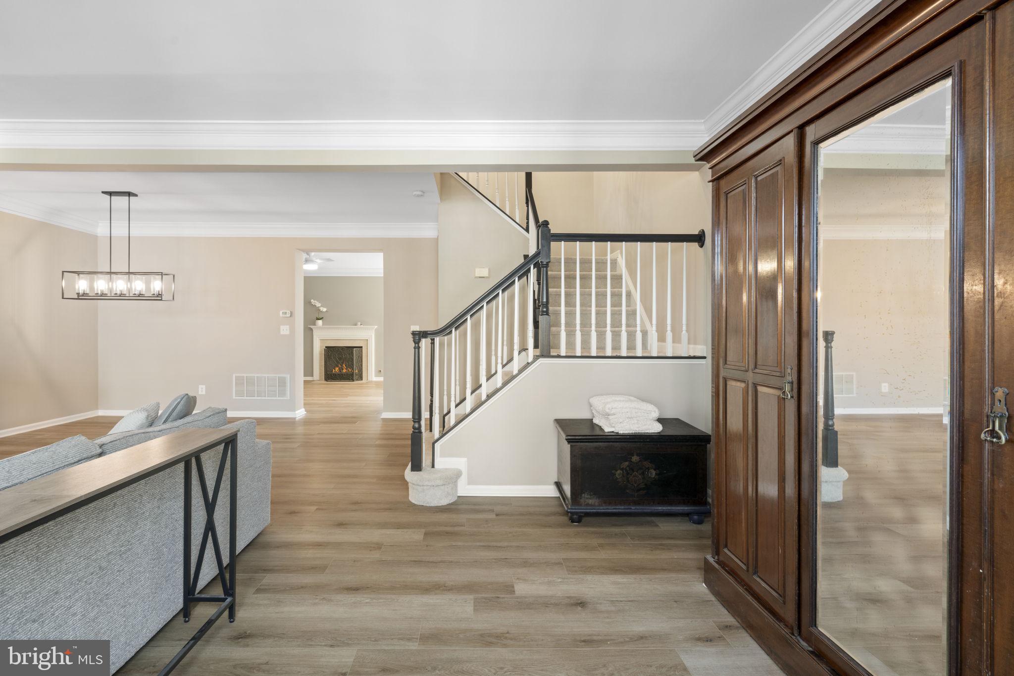 FARMWELL HUNT - Residential
