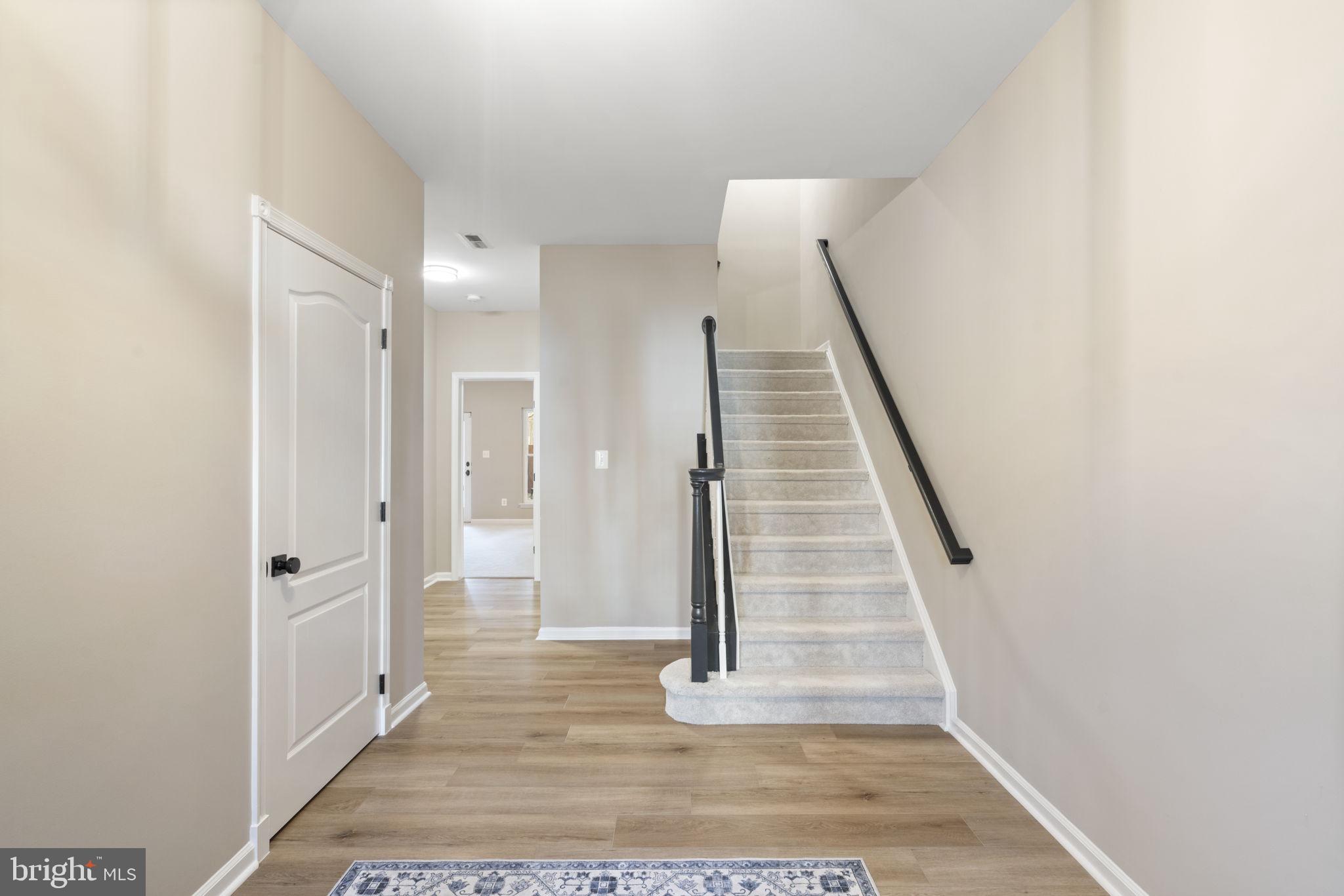 FARMWELL HUNT - Residential