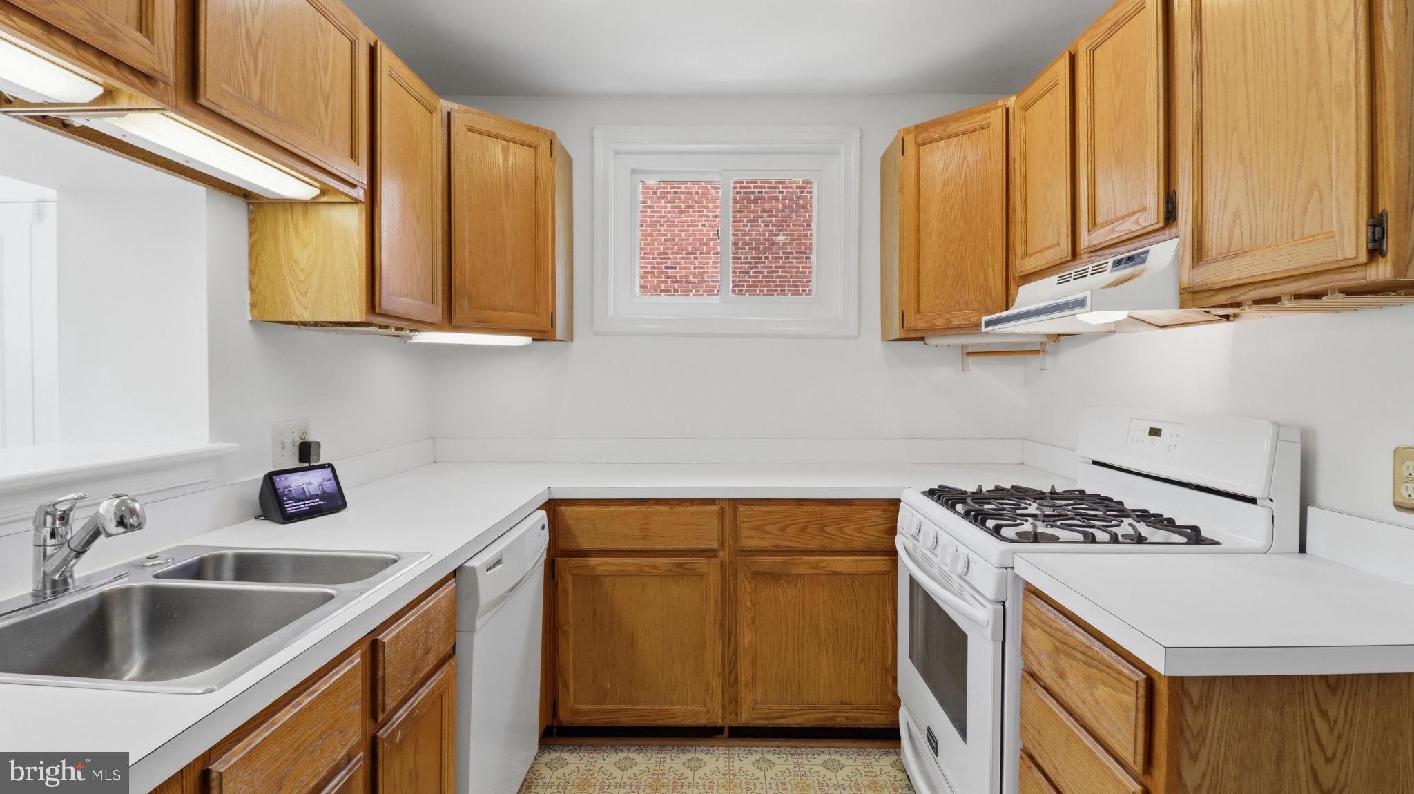 WHEATON HILLS - Residential