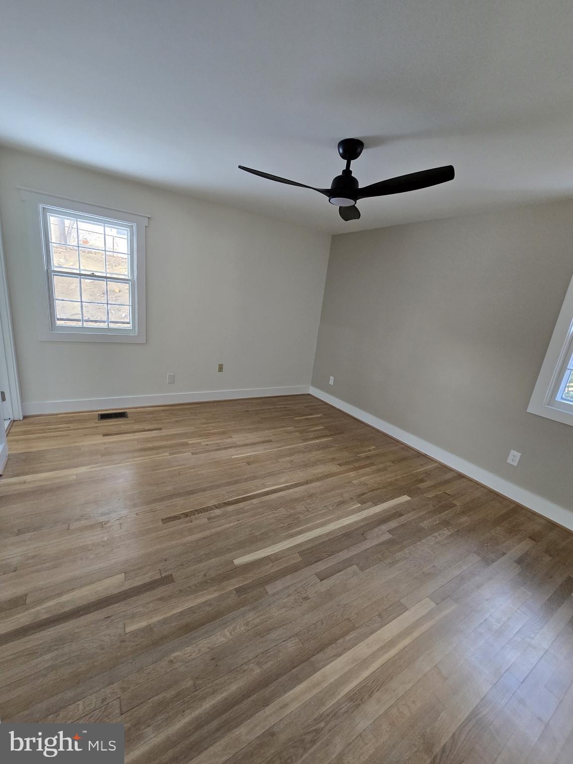 SPRINGBROOK KNOLLS - Residential