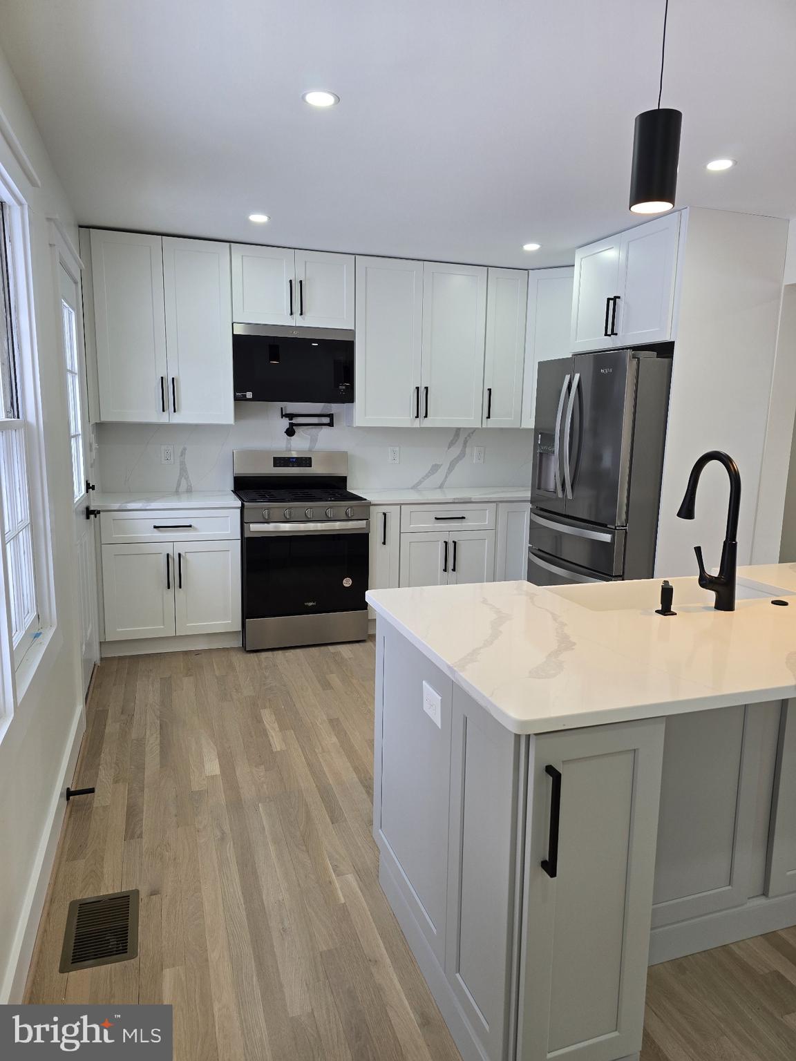 SPRINGBROOK KNOLLS - Residential