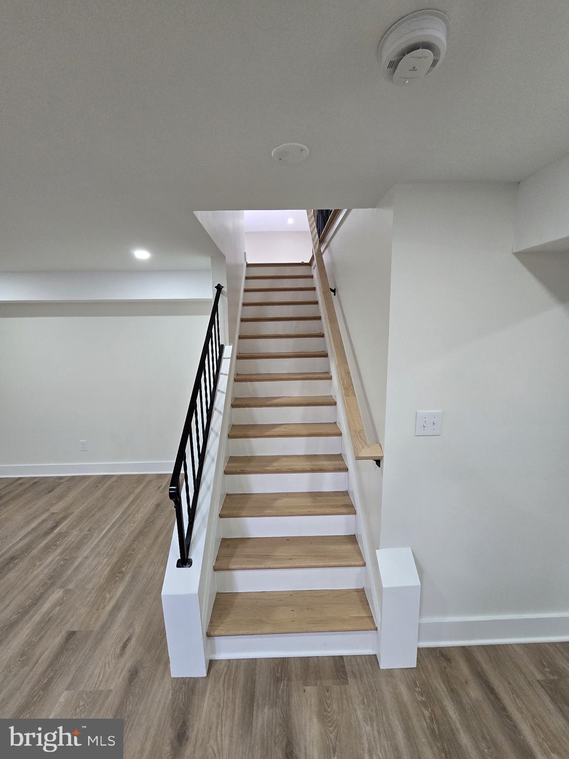 SPRINGBROOK KNOLLS - Residential