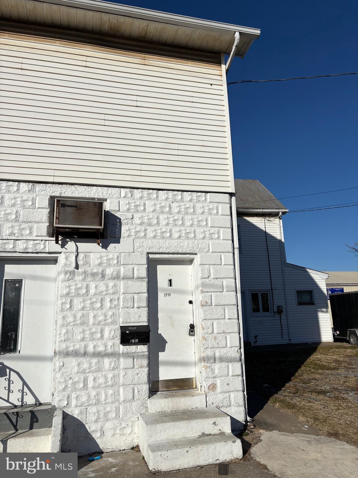 LANDSDOWNE - Residential Lease