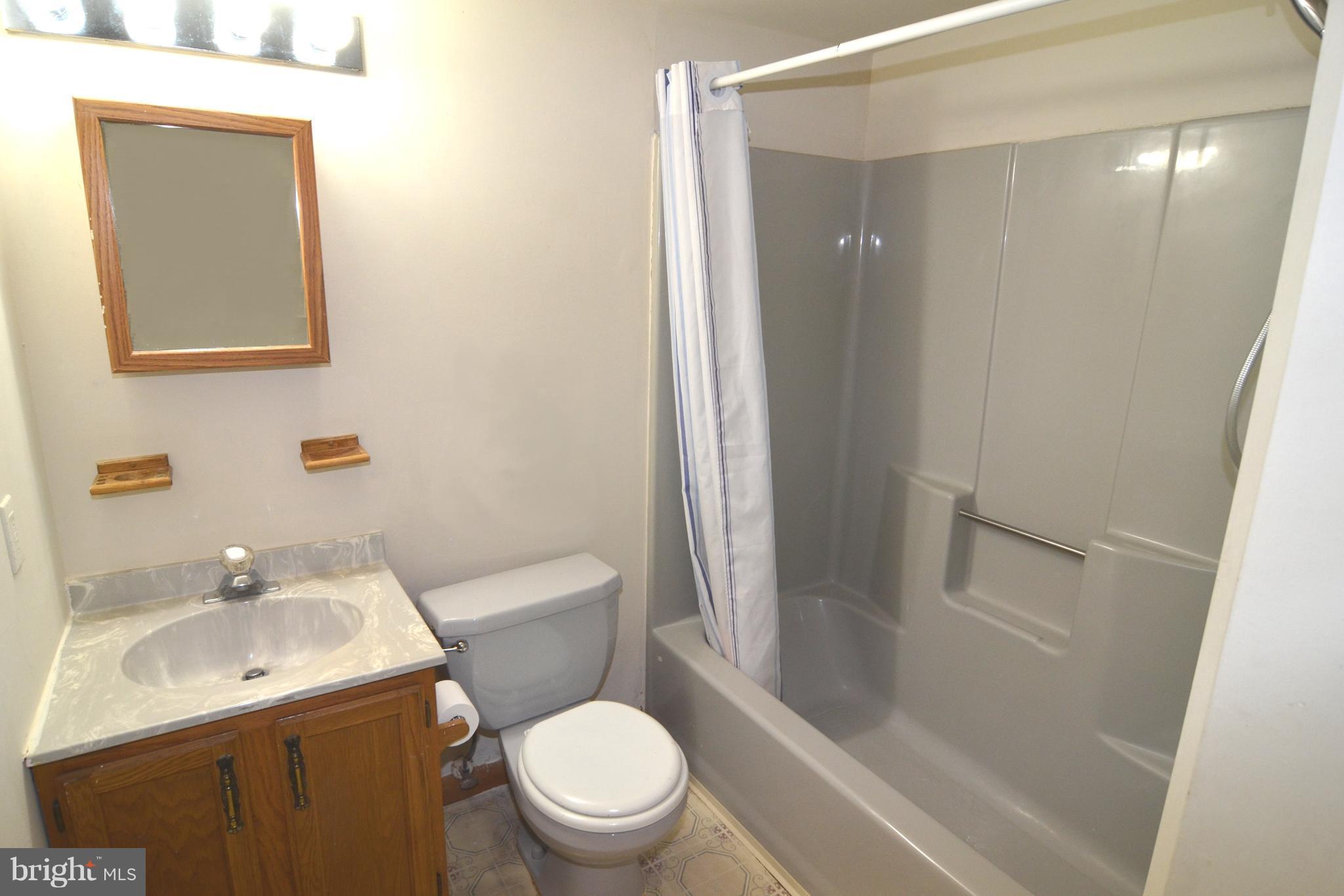 CHESAPEAKE RANCH ESTATES - Residential Lease