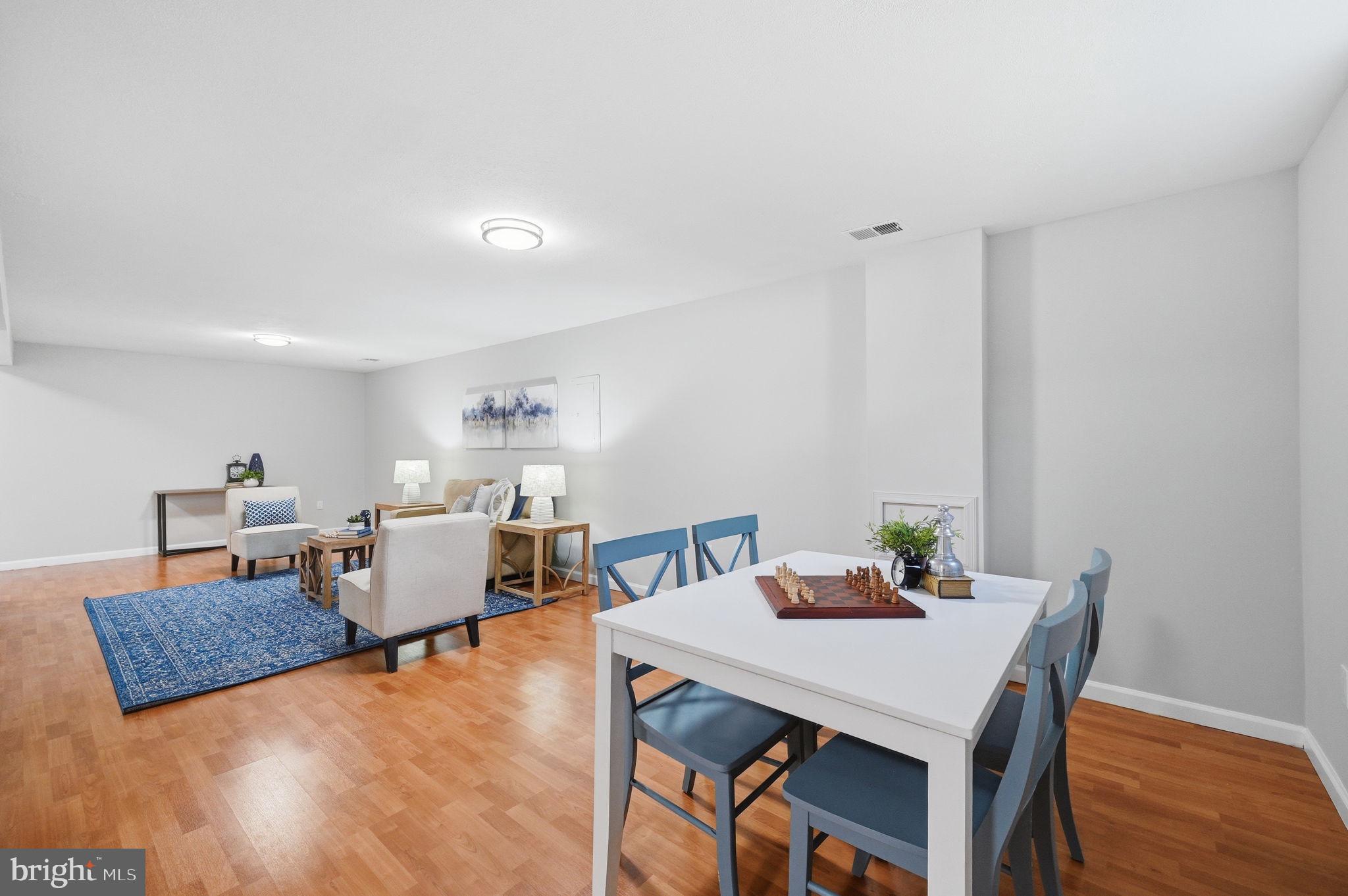 ROBIN GLEN - Residential