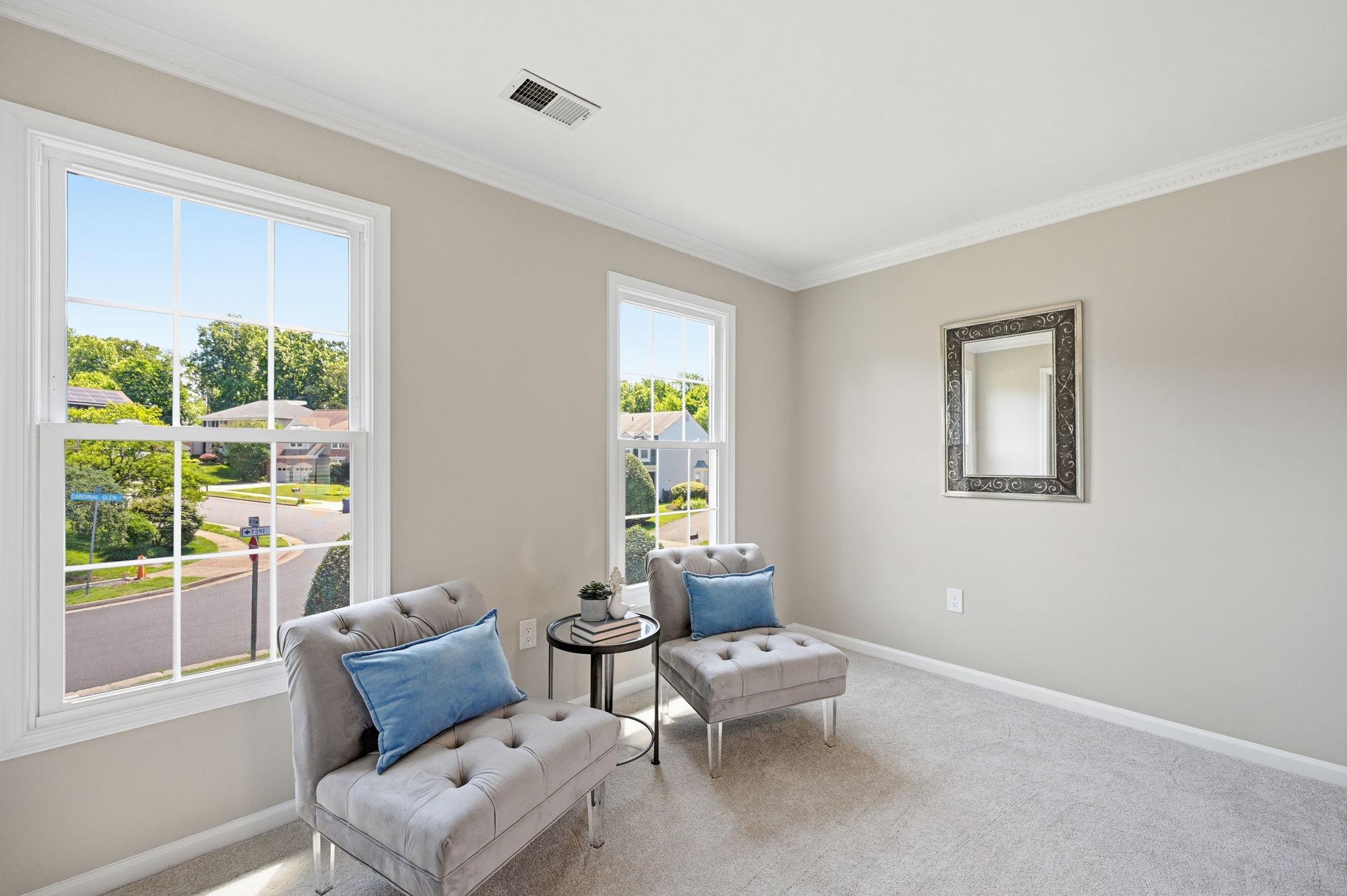 ROBIN GLEN - Residential