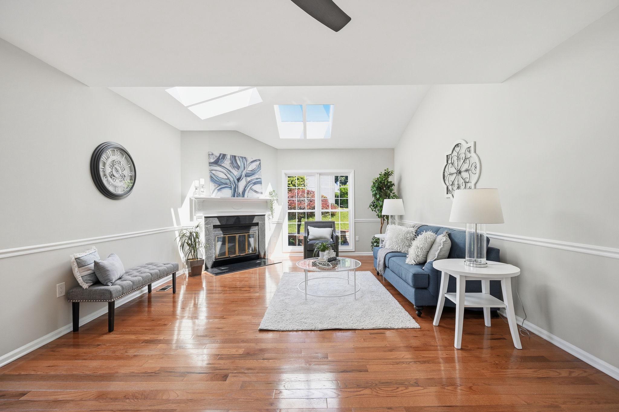 ROBIN GLEN - Residential
