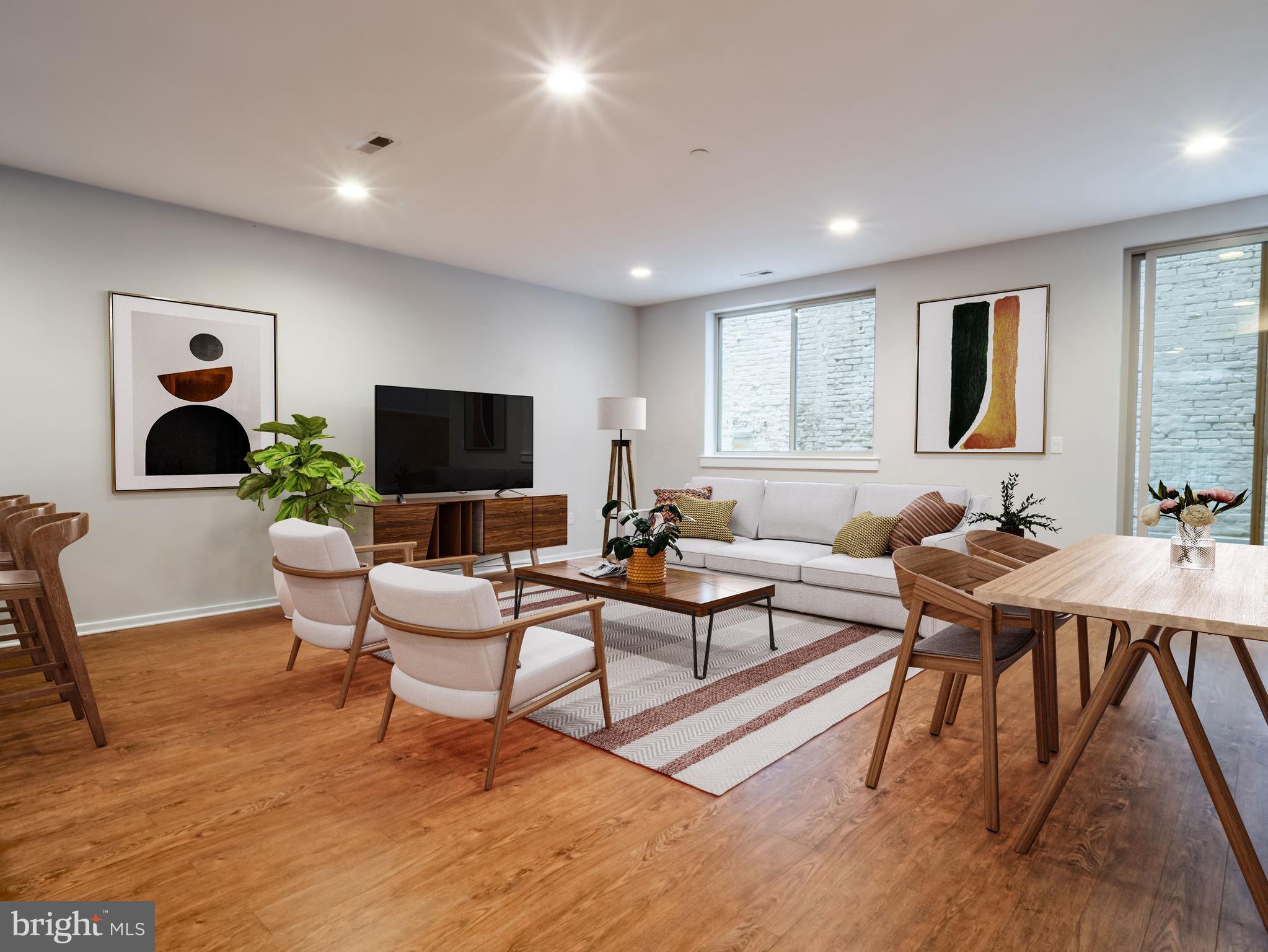 SPRING ARTS - Residential Lease