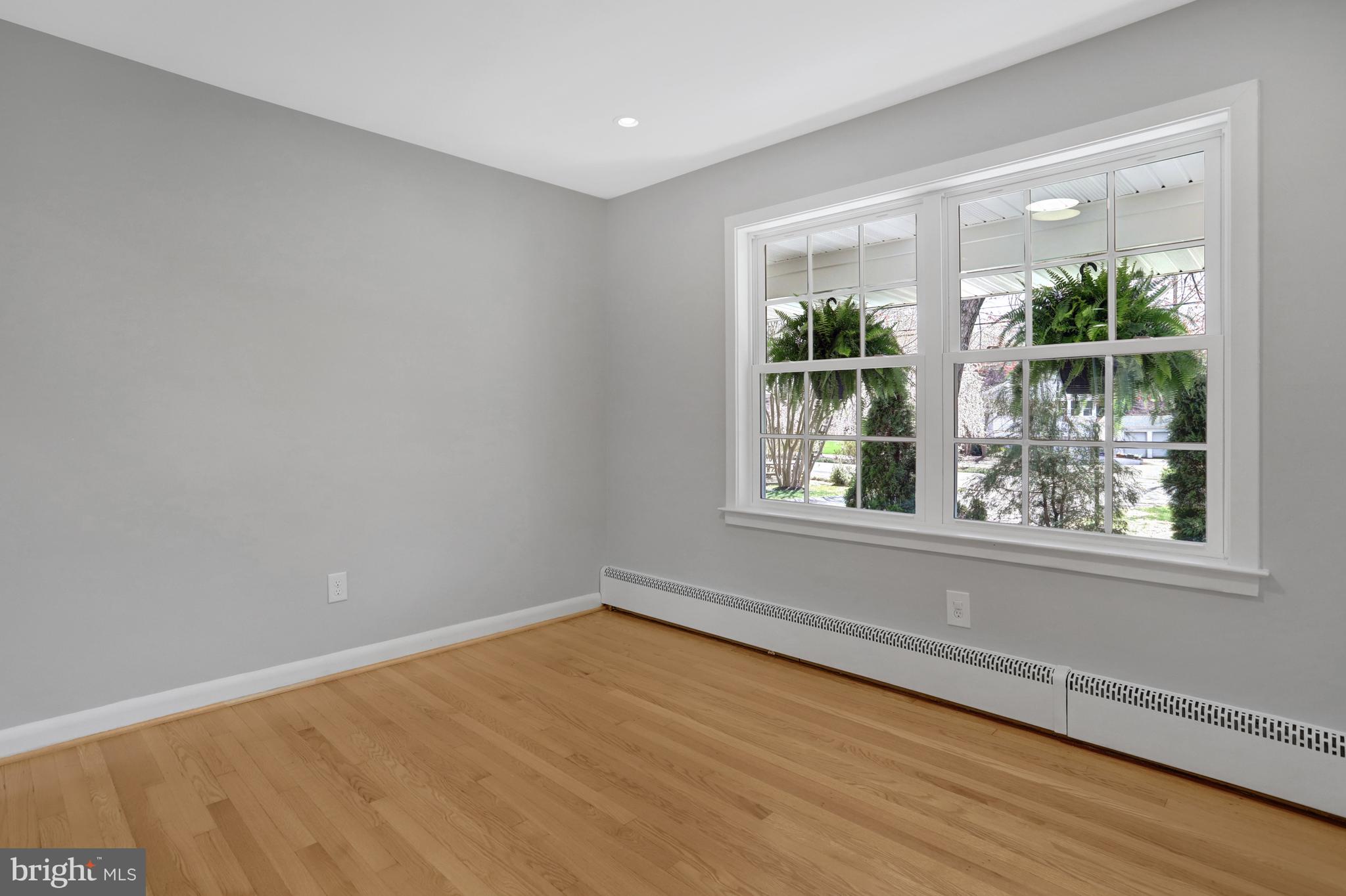 MT VERNON PARK - Residential