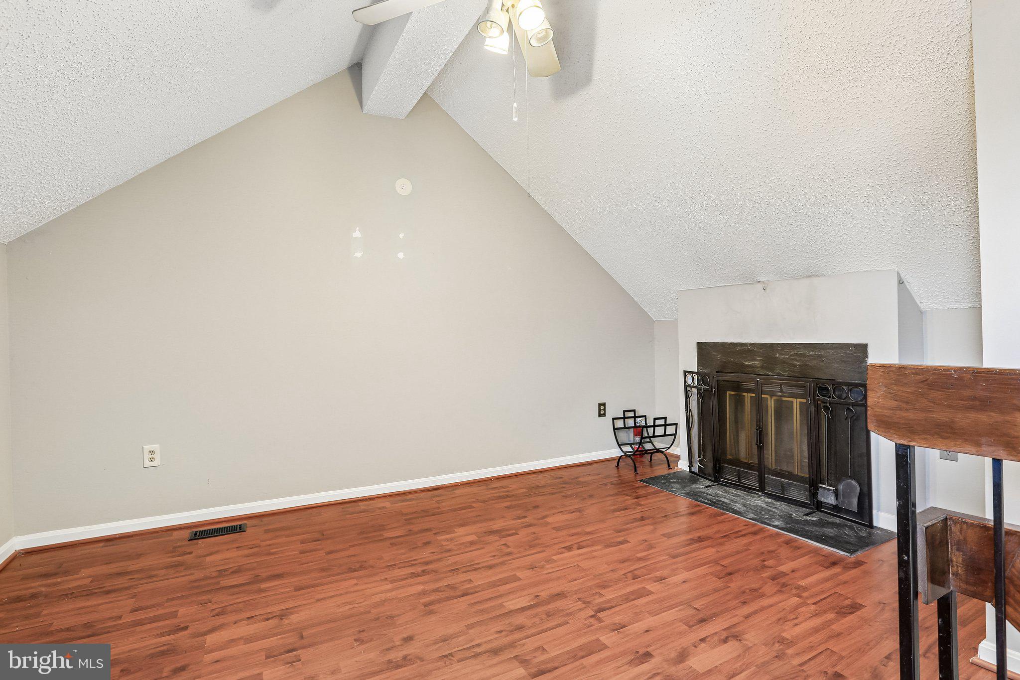 THE TIERS OF LAUREL LAKE - Residential