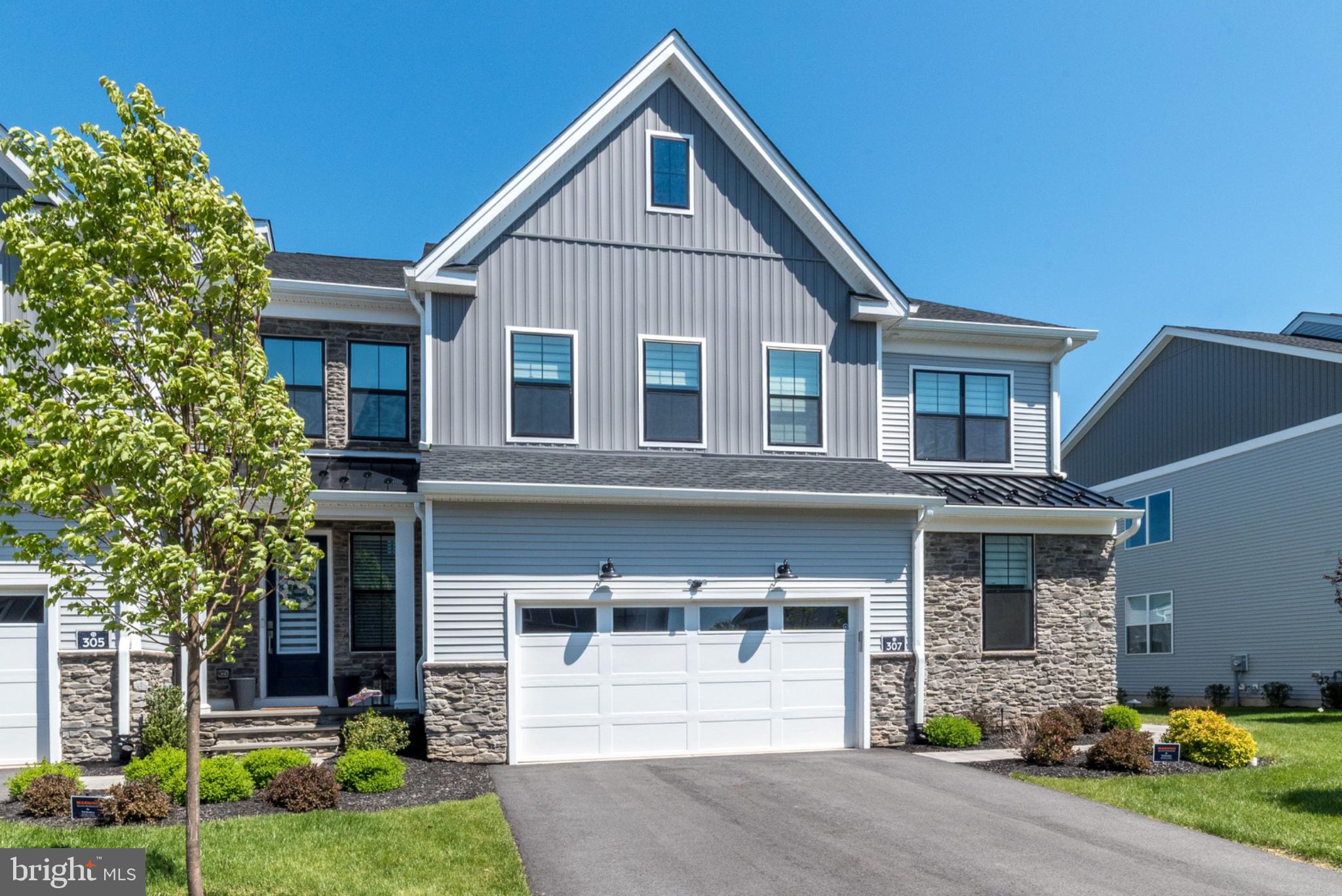 REGENCY AT WATERSIDE - Residential