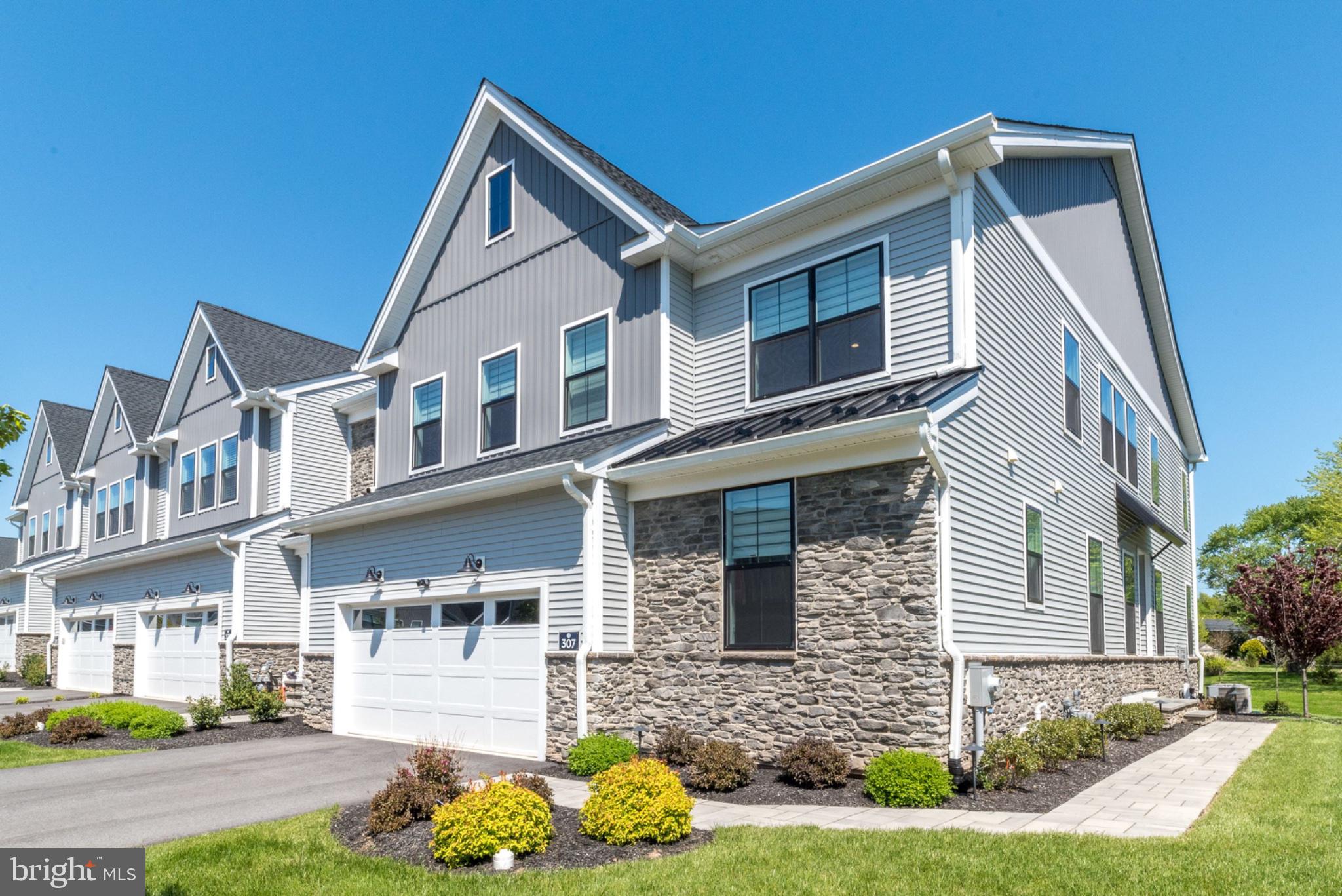 REGENCY AT WATERSIDE - Residential
