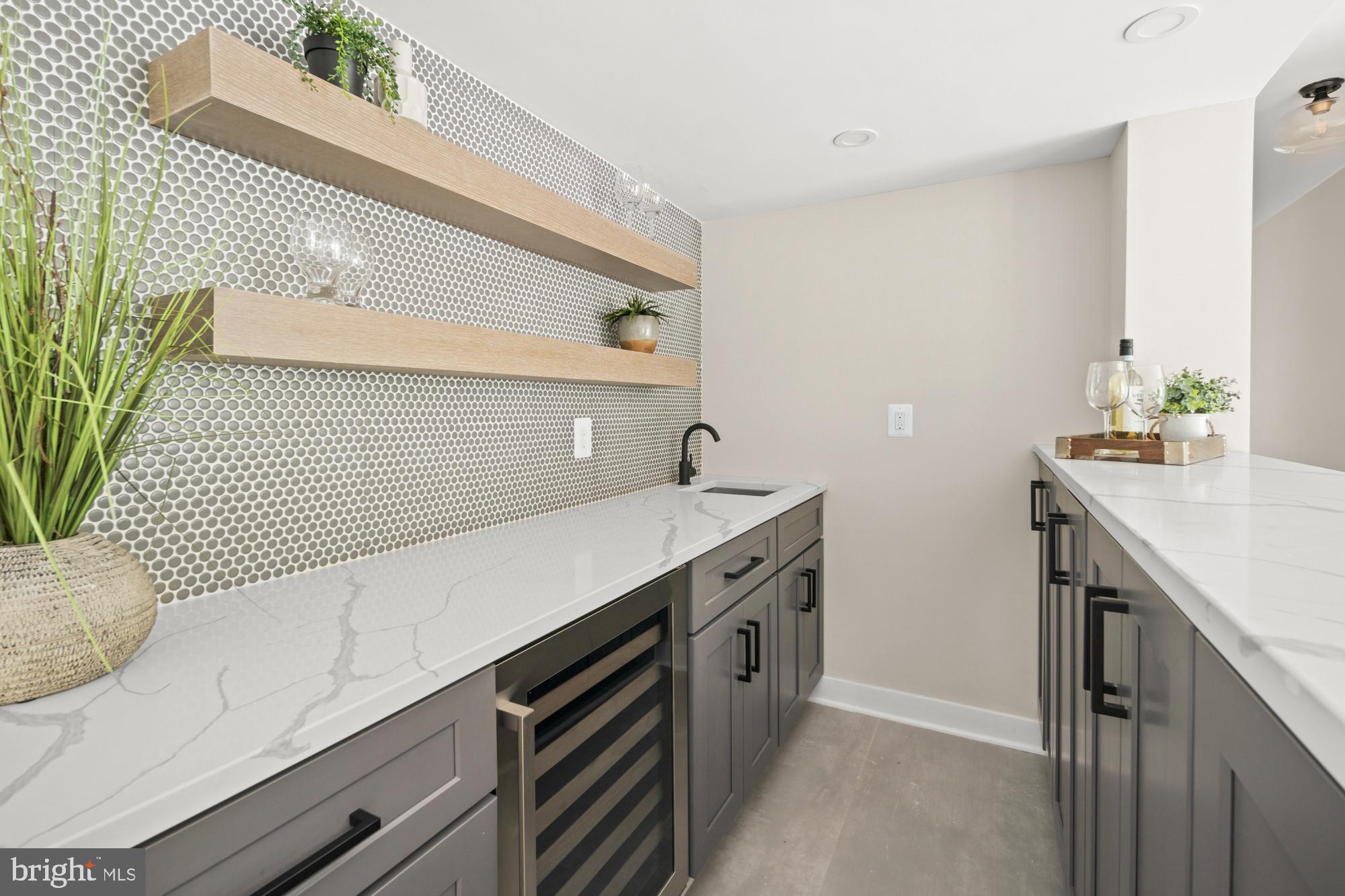 DOVER BALMORAL RIVERWOOD - Residential
