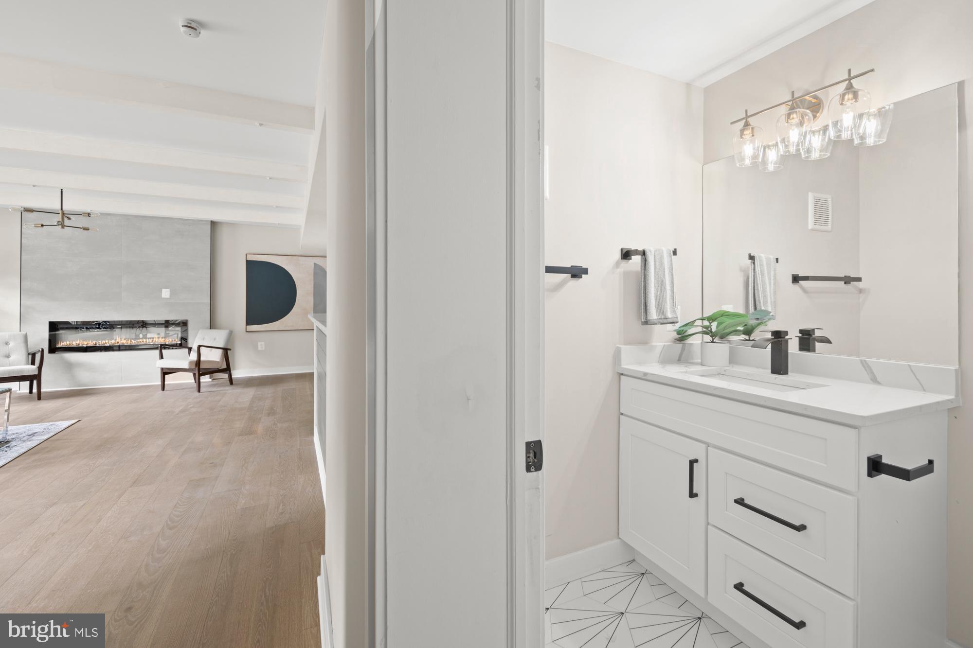 DOVER BALMORAL RIVERWOOD - Residential