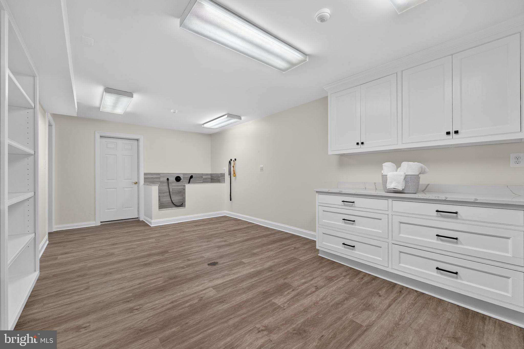 SPRINGFIELD FARMS - Residential