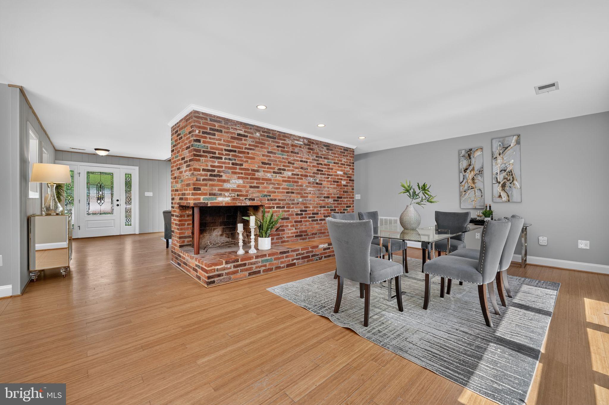 SPRINGFIELD FARMS - Residential