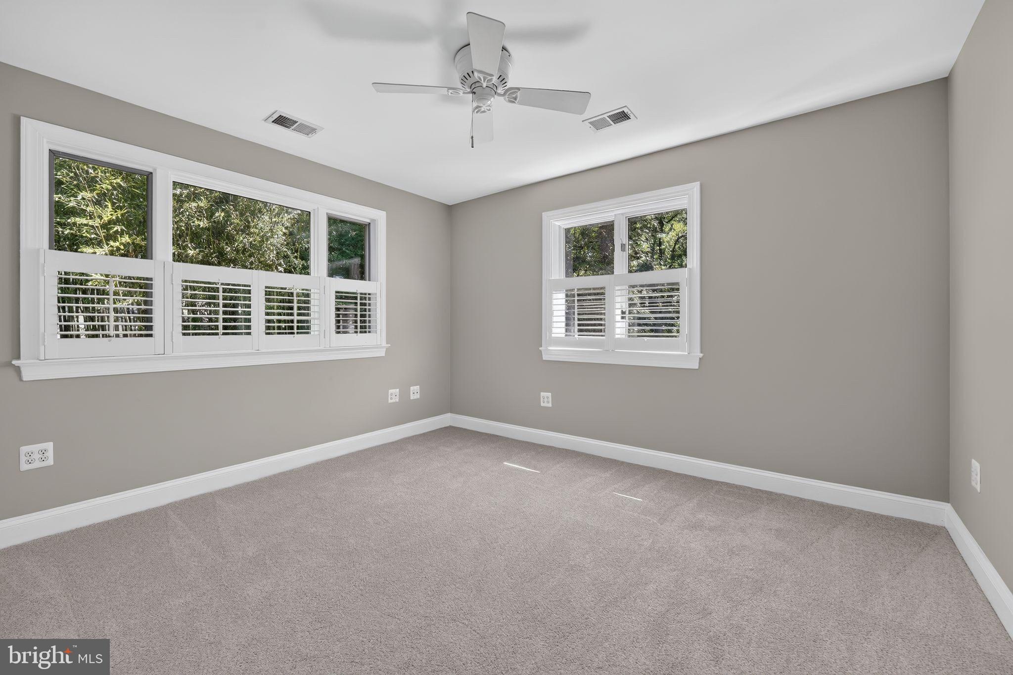 SPRINGFIELD FARMS - Residential