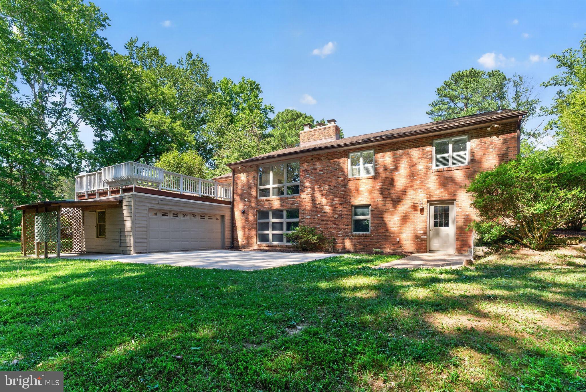 SPRINGFIELD FARMS - Residential