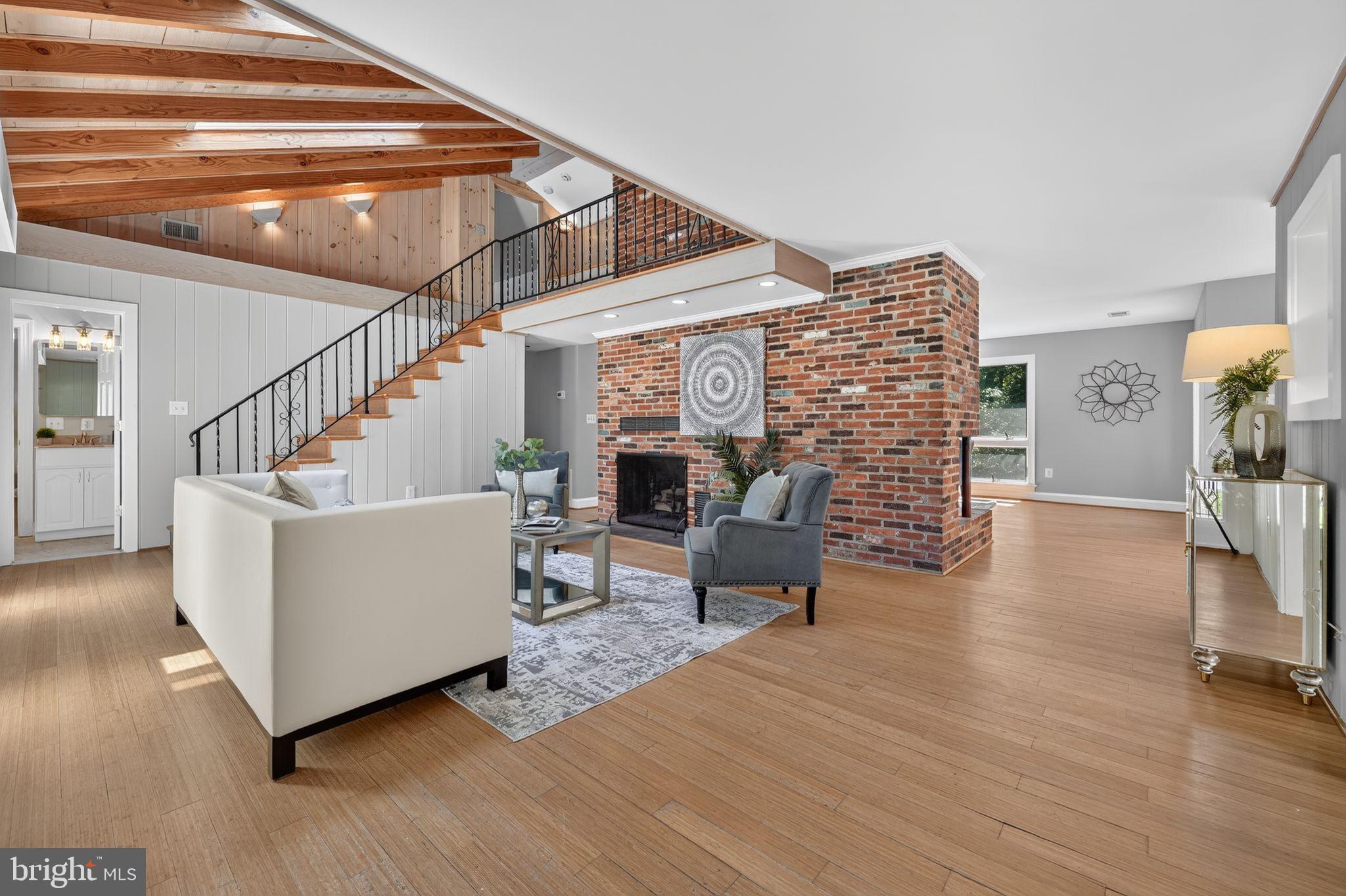 SPRINGFIELD FARMS - Residential