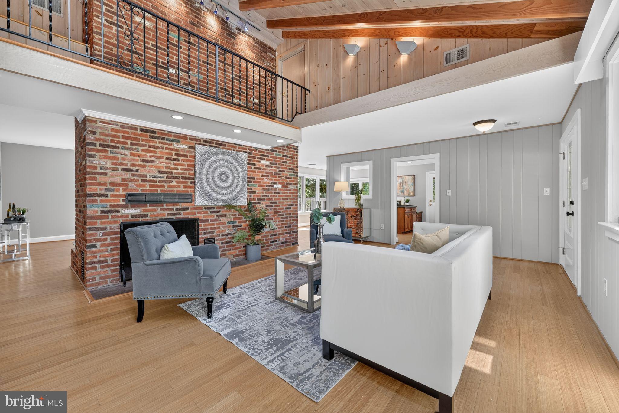 SPRINGFIELD FARMS - Residential