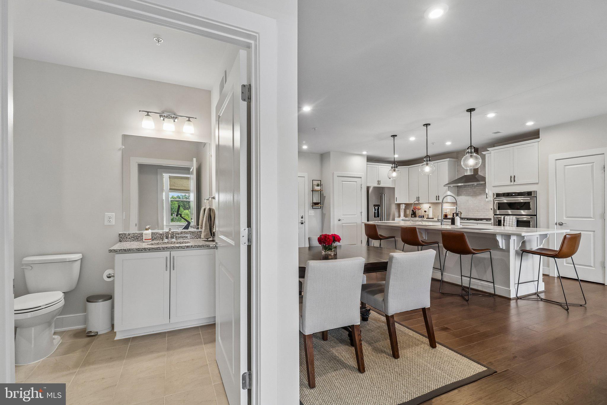 TOWER OAKS - Residential