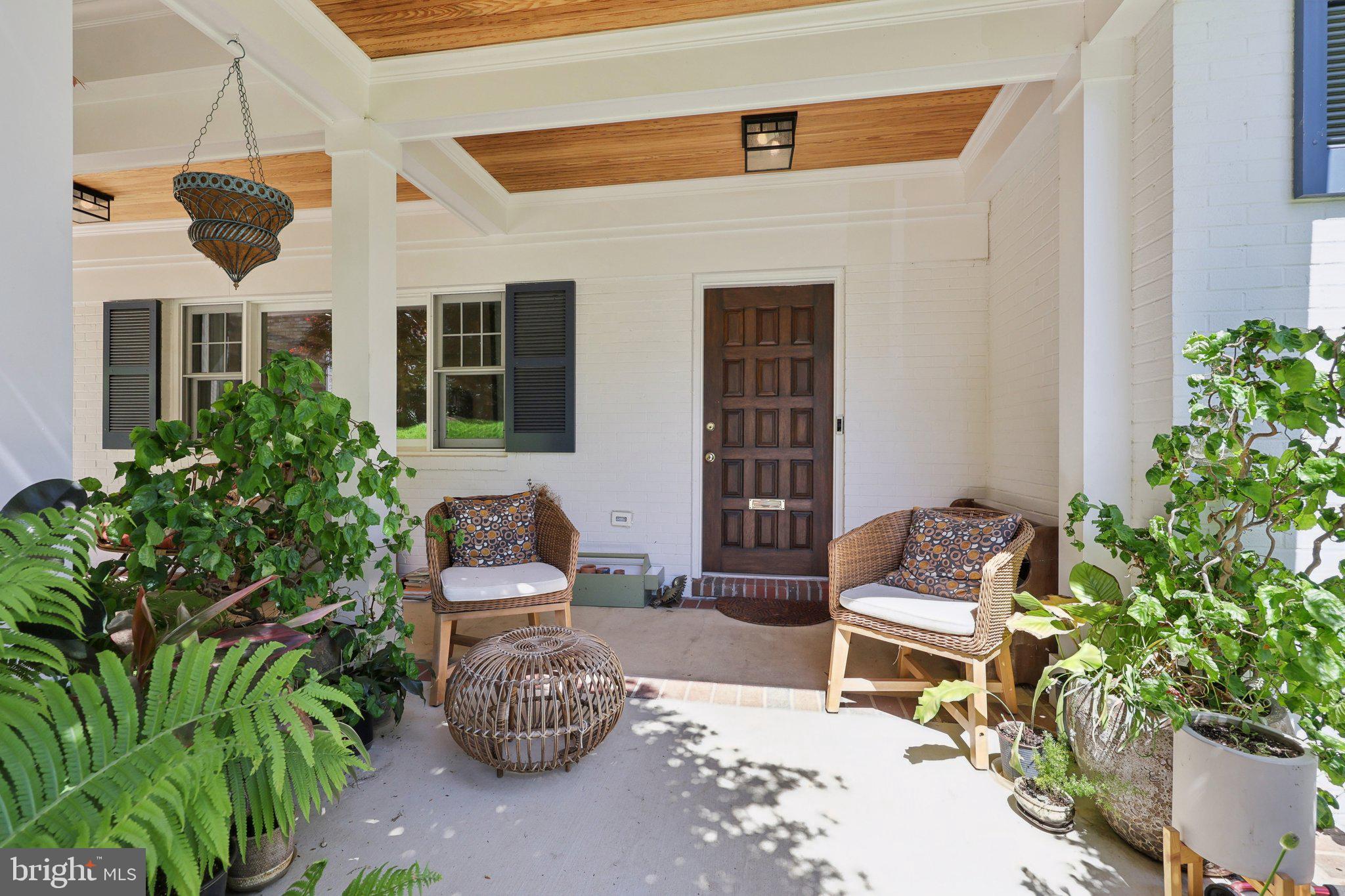 LORCOM GROVE - Residential