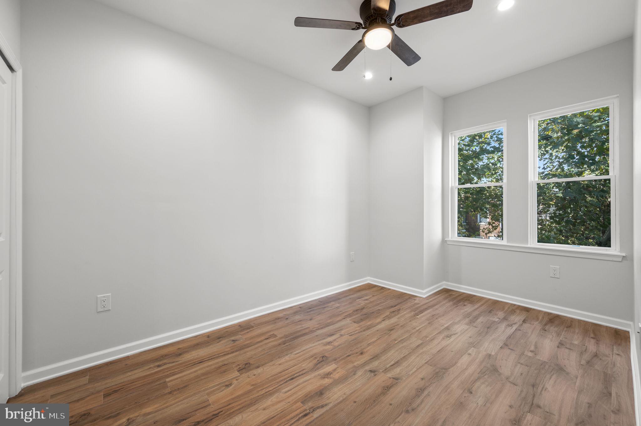 MILL CREEK - Residential