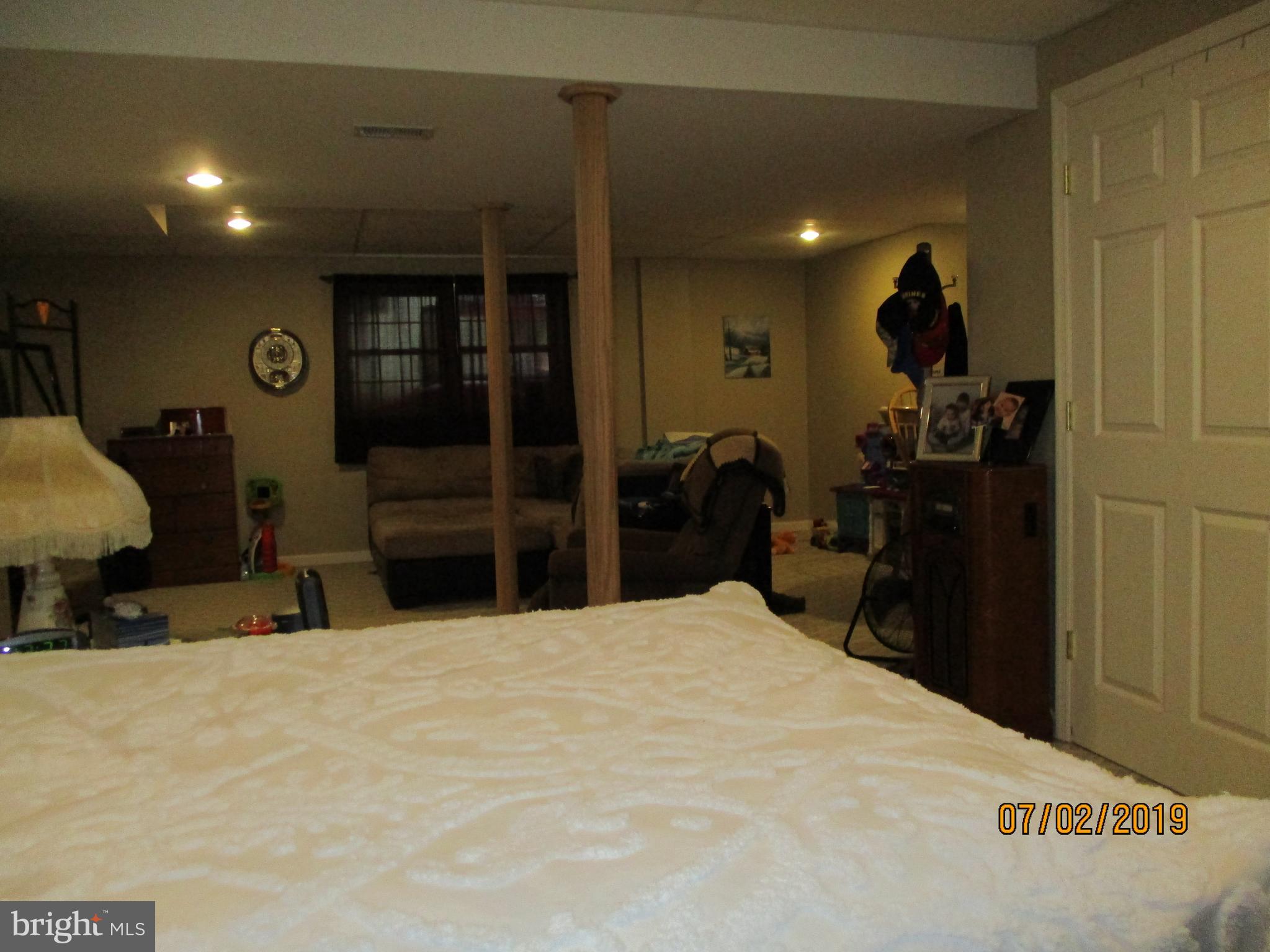 MAPLE RIDGE - Residential