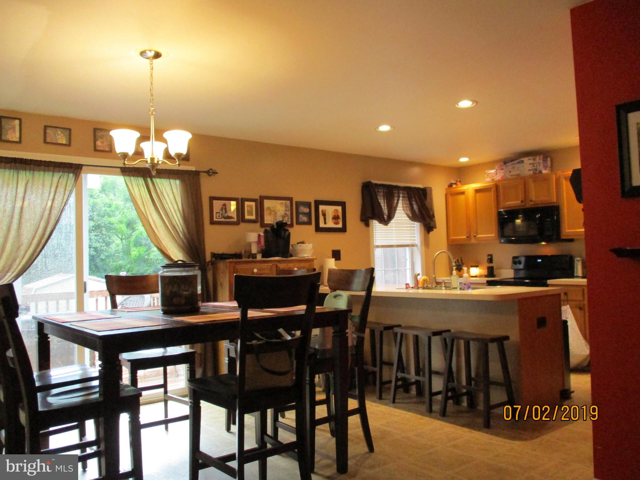MAPLE RIDGE - Residential