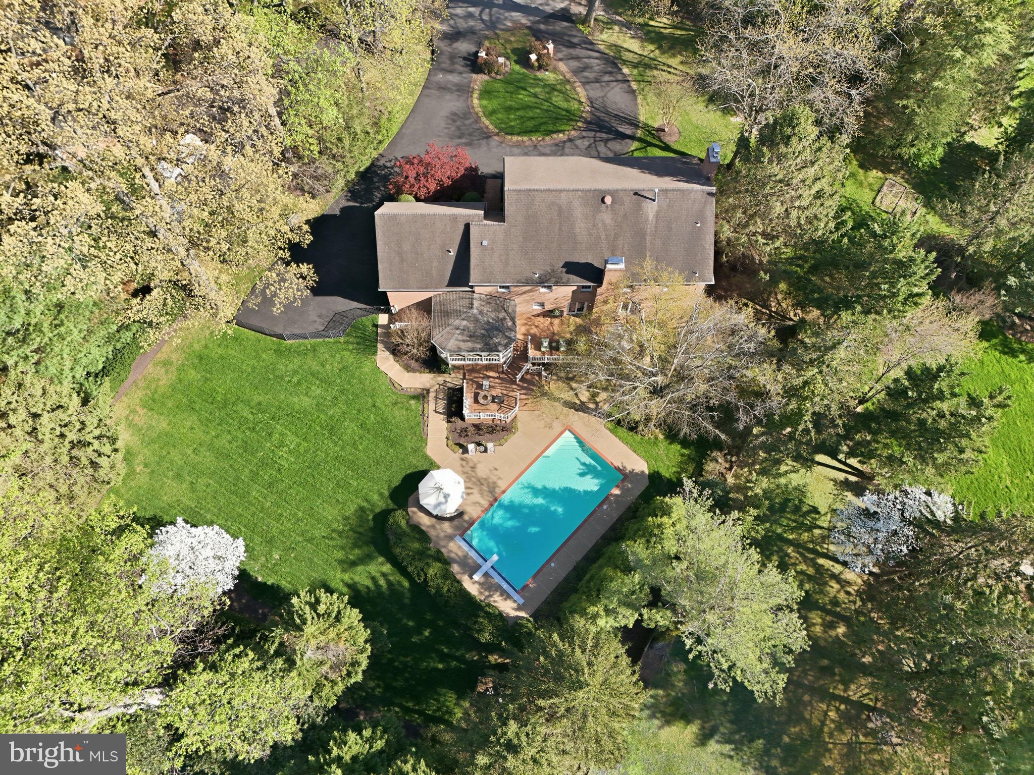 SUMMERWOOD - Residential