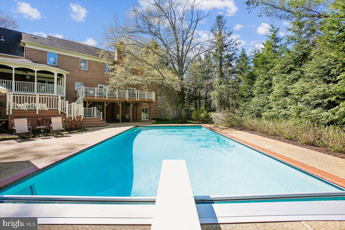 SUMMERWOOD - Residential