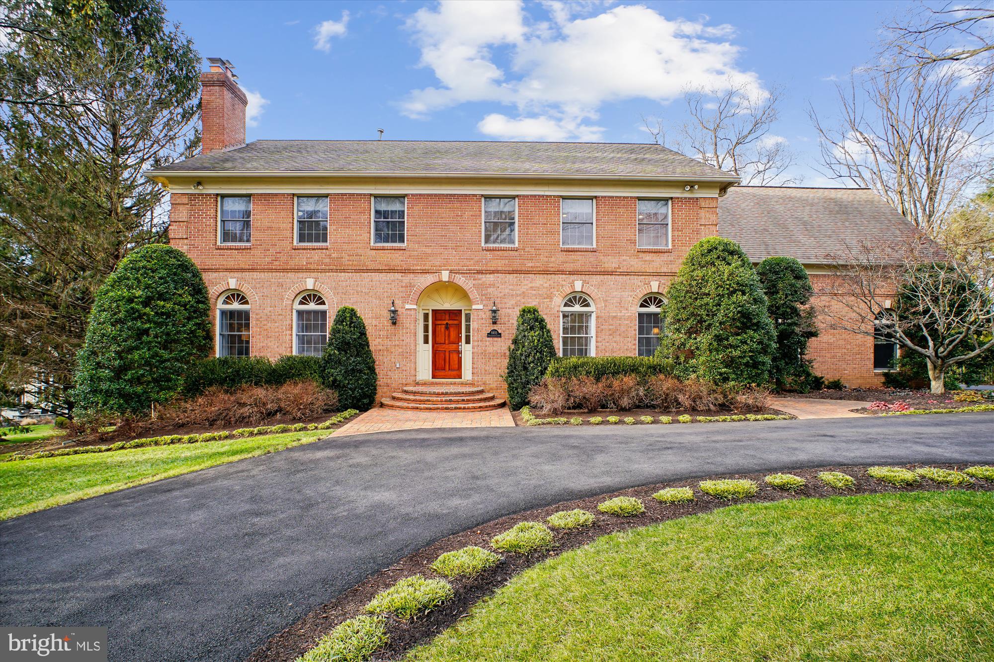 SUMMERWOOD - Residential