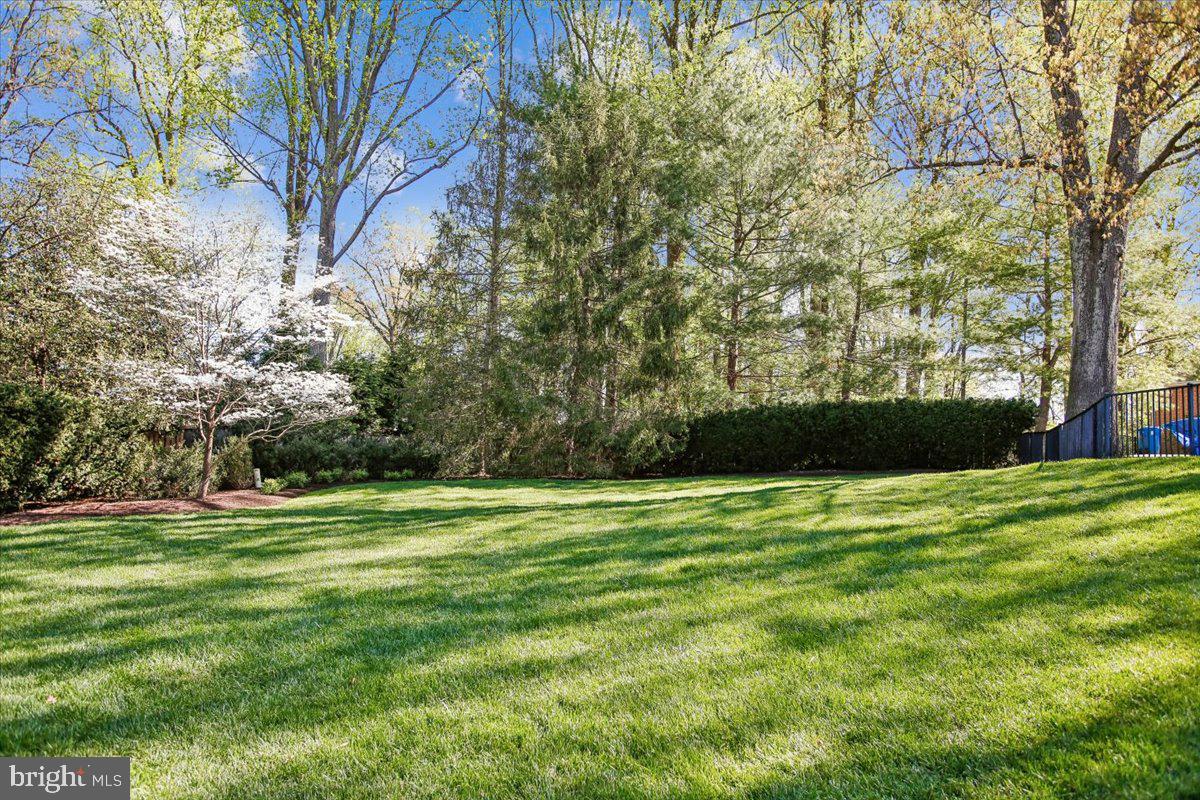 SUMMERWOOD - Residential