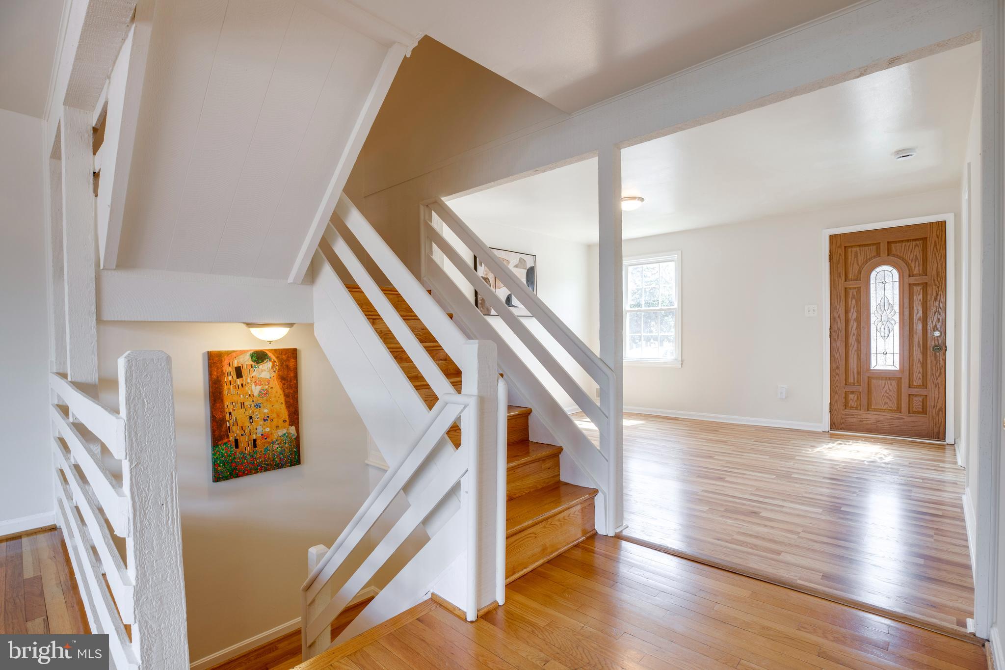 GREENWICH - Residential