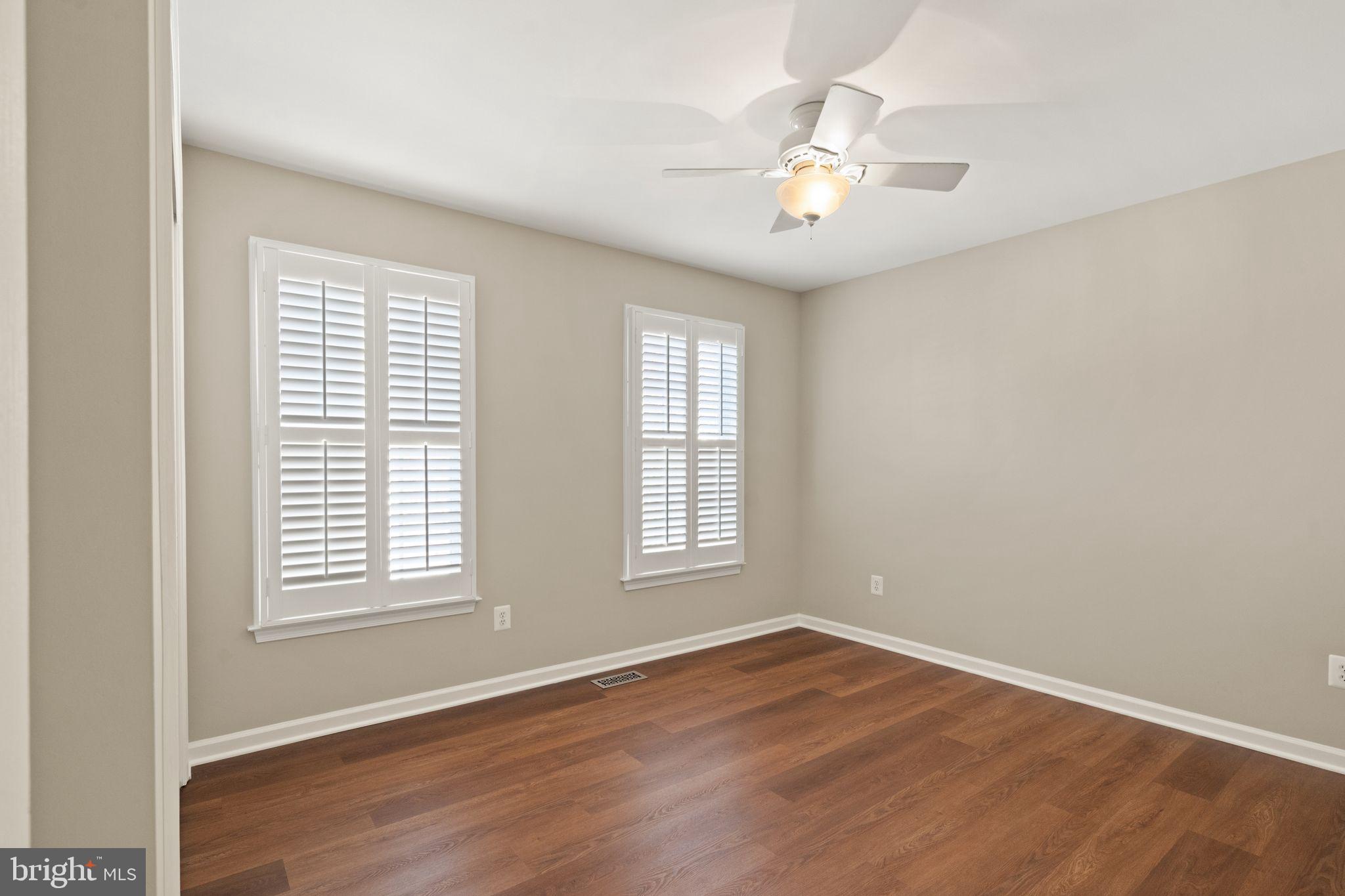 CRIPPENS CORNER - Residential Lease