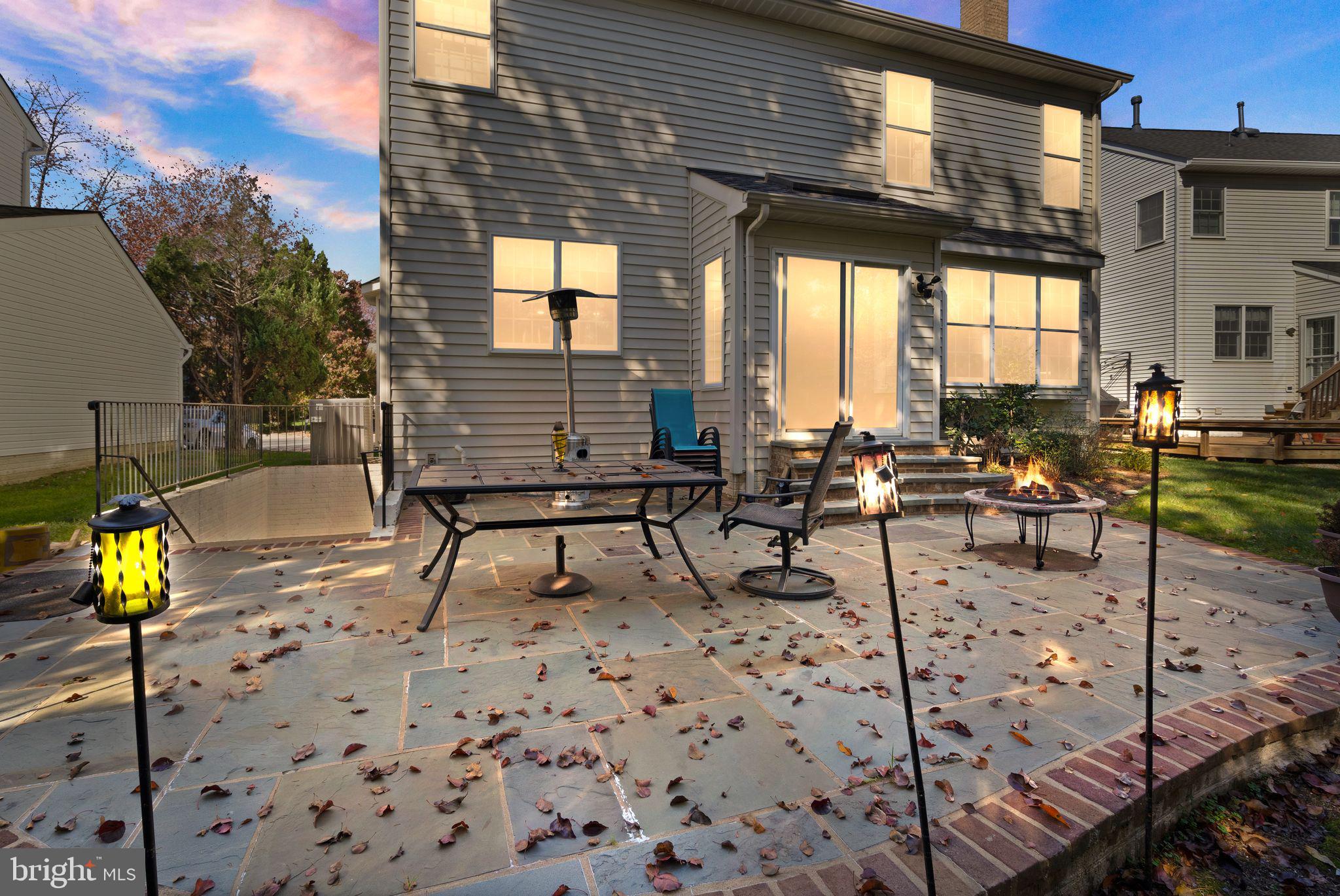 CRIPPENS CORNER - Residential Lease
