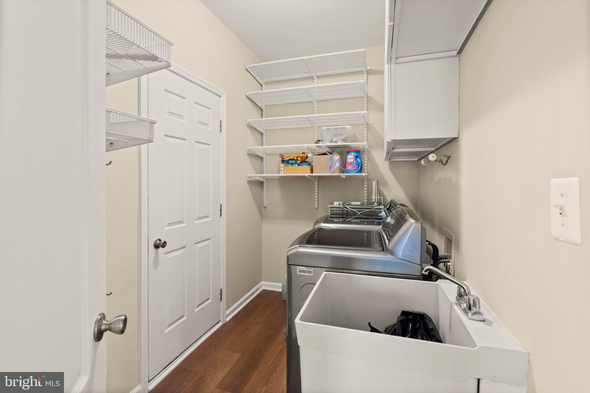 CRIPPENS CORNER - Residential Lease