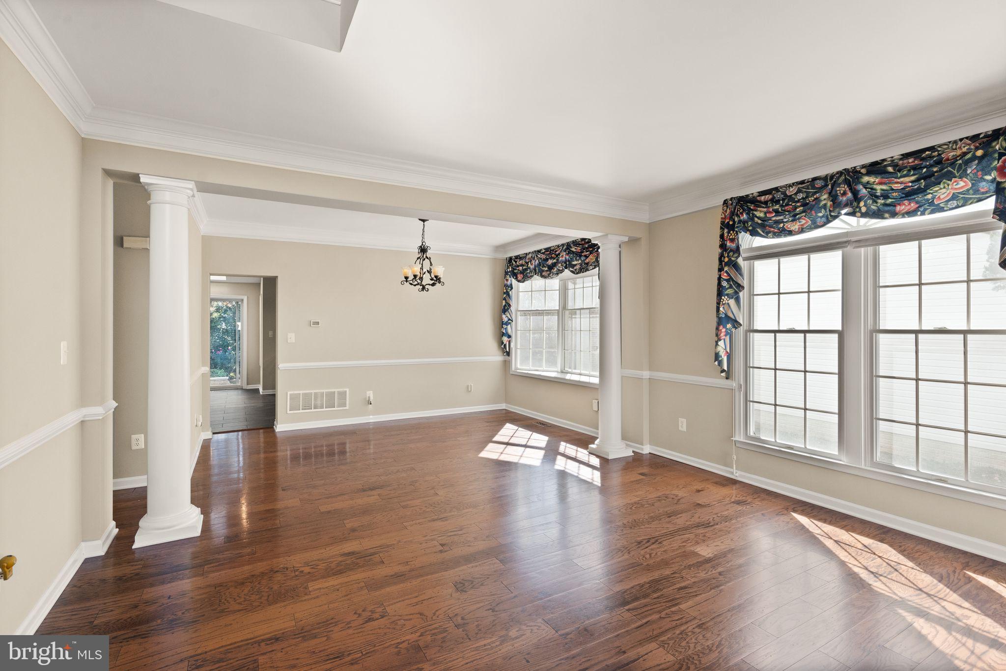 CRIPPENS CORNER - Residential Lease