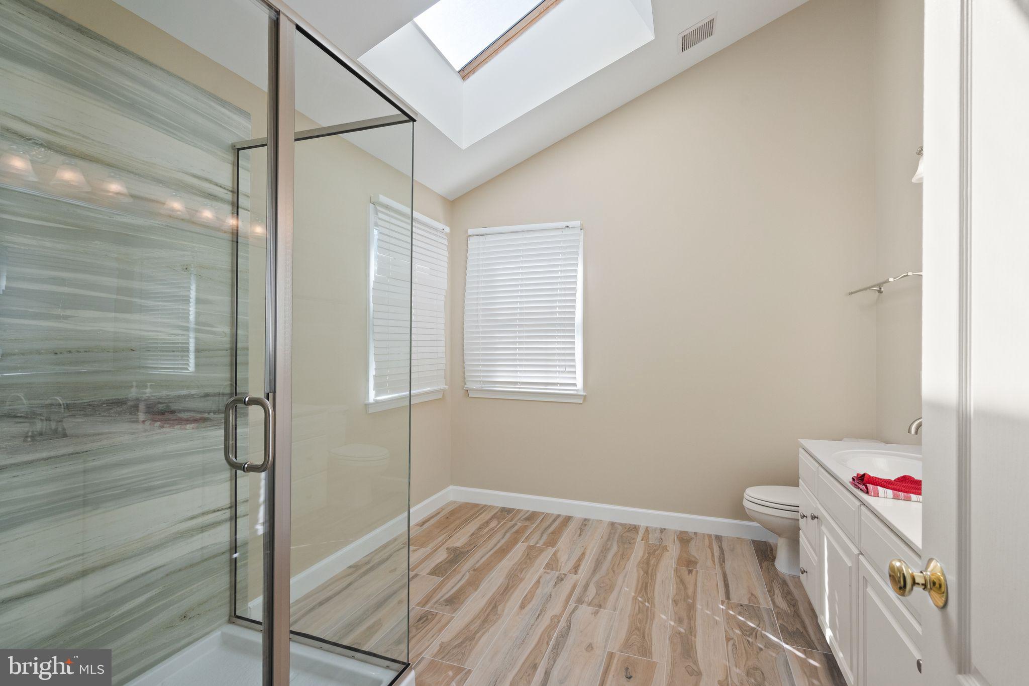 CRIPPENS CORNER - Residential Lease
