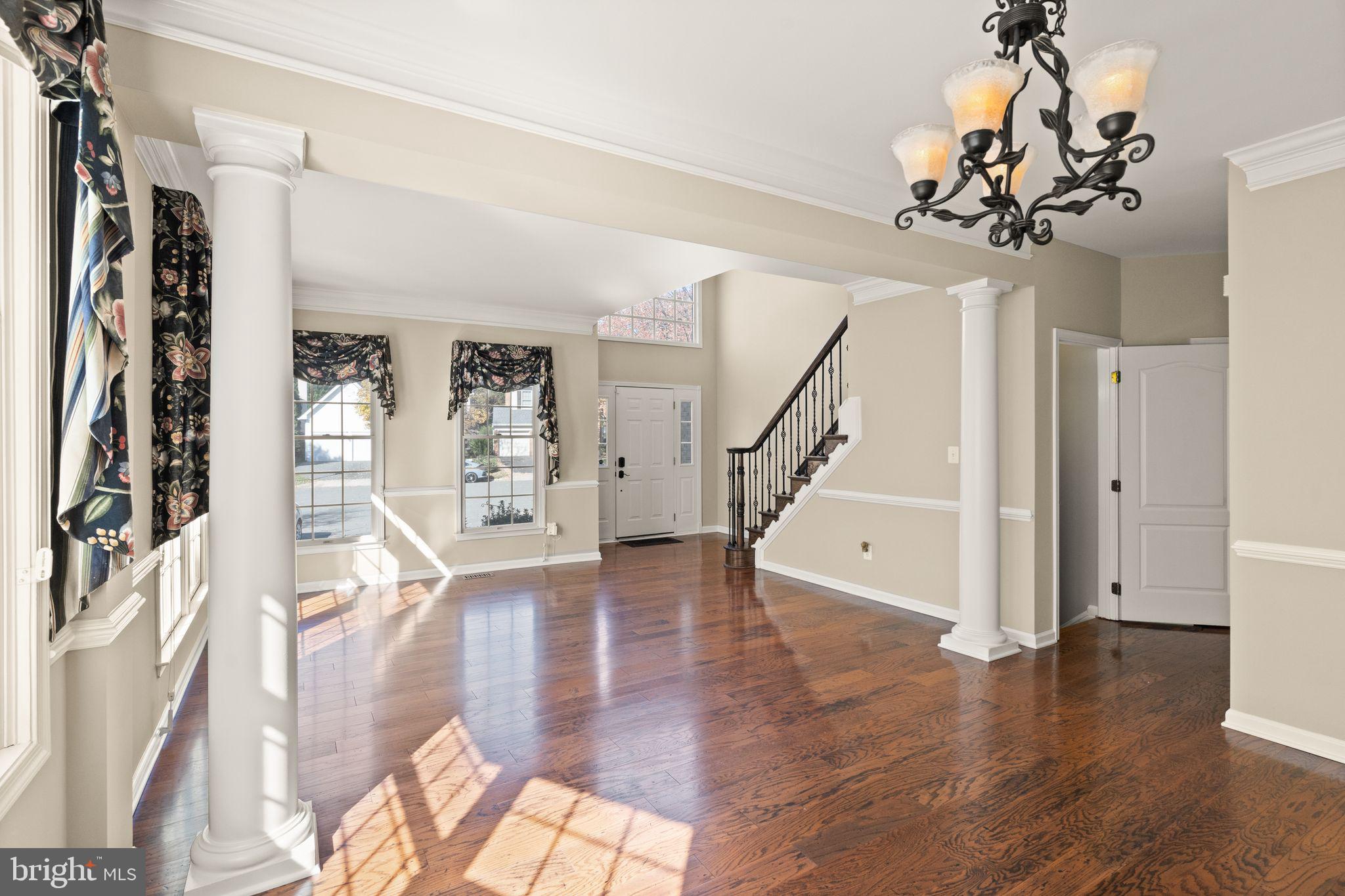 CRIPPENS CORNER - Residential Lease