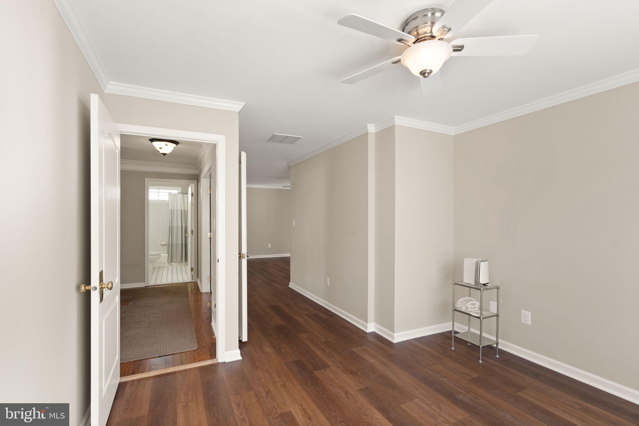 CRIPPENS CORNER - Residential Lease