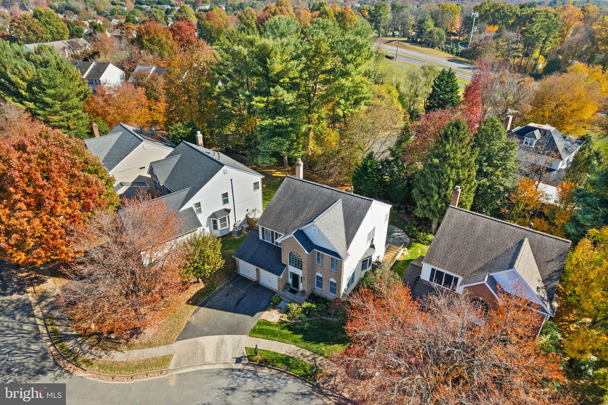CRIPPENS CORNER - Residential Lease