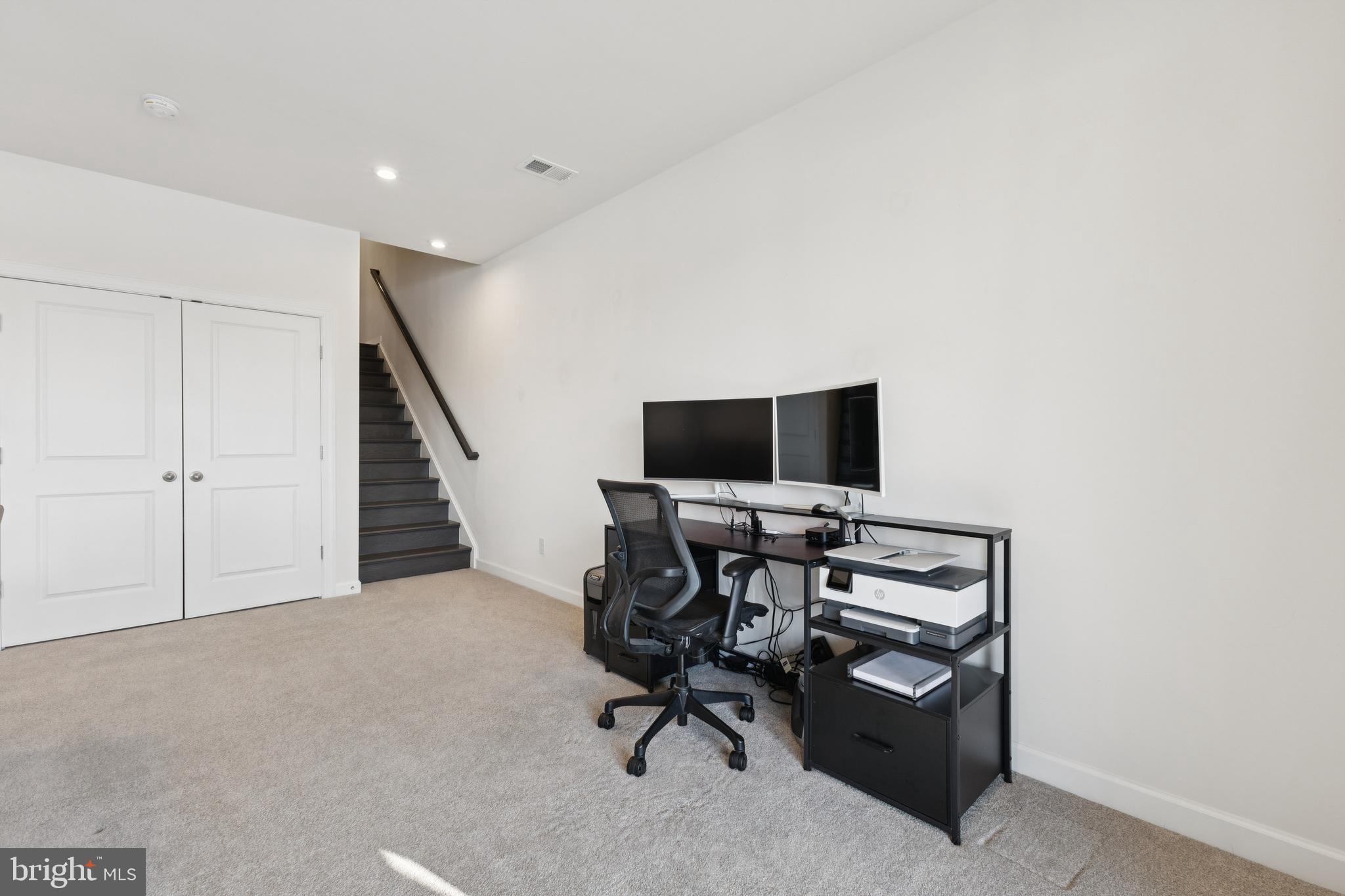 POTOMAC TERRACE - Residential
