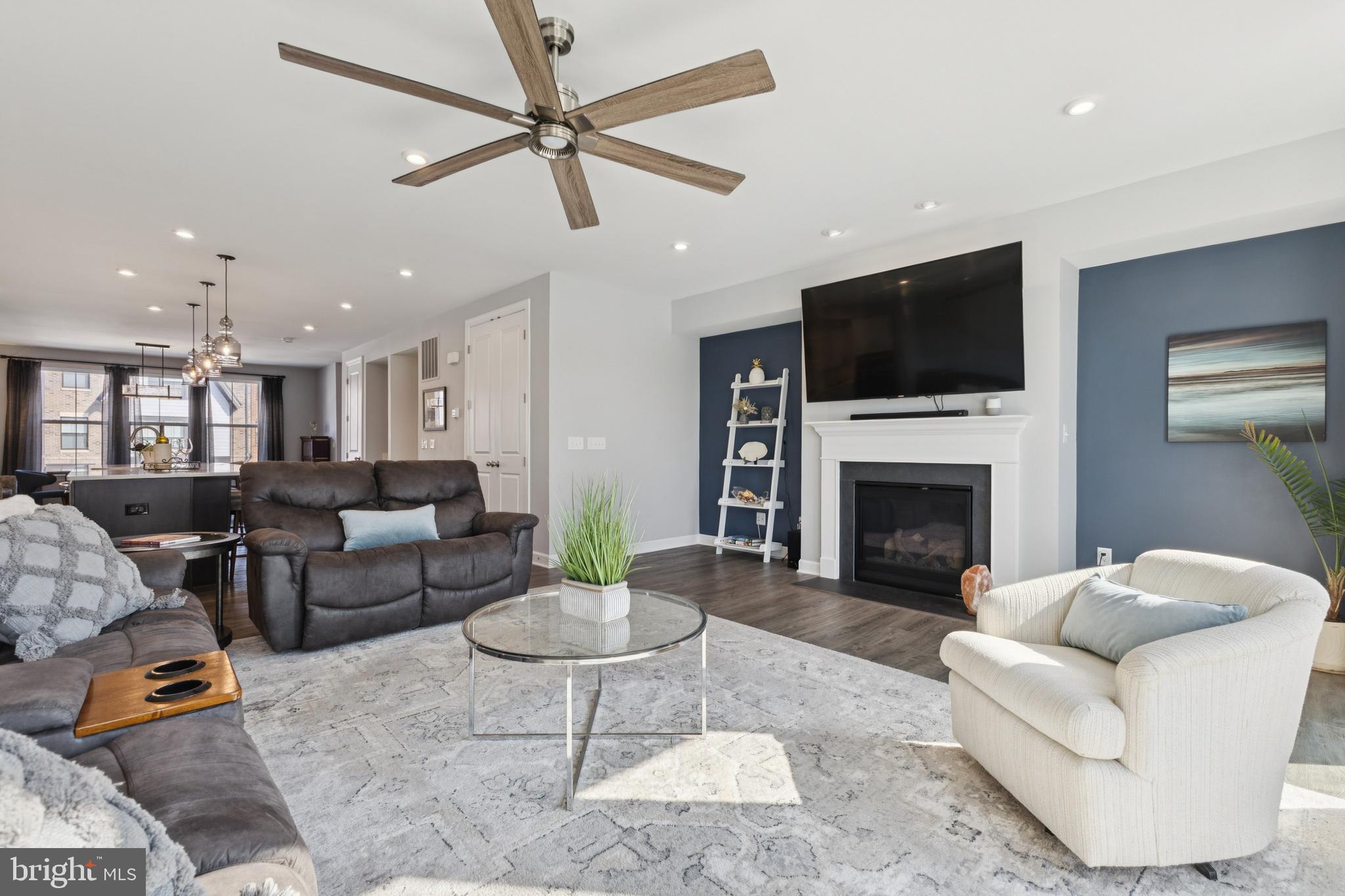 POTOMAC TERRACE - Residential